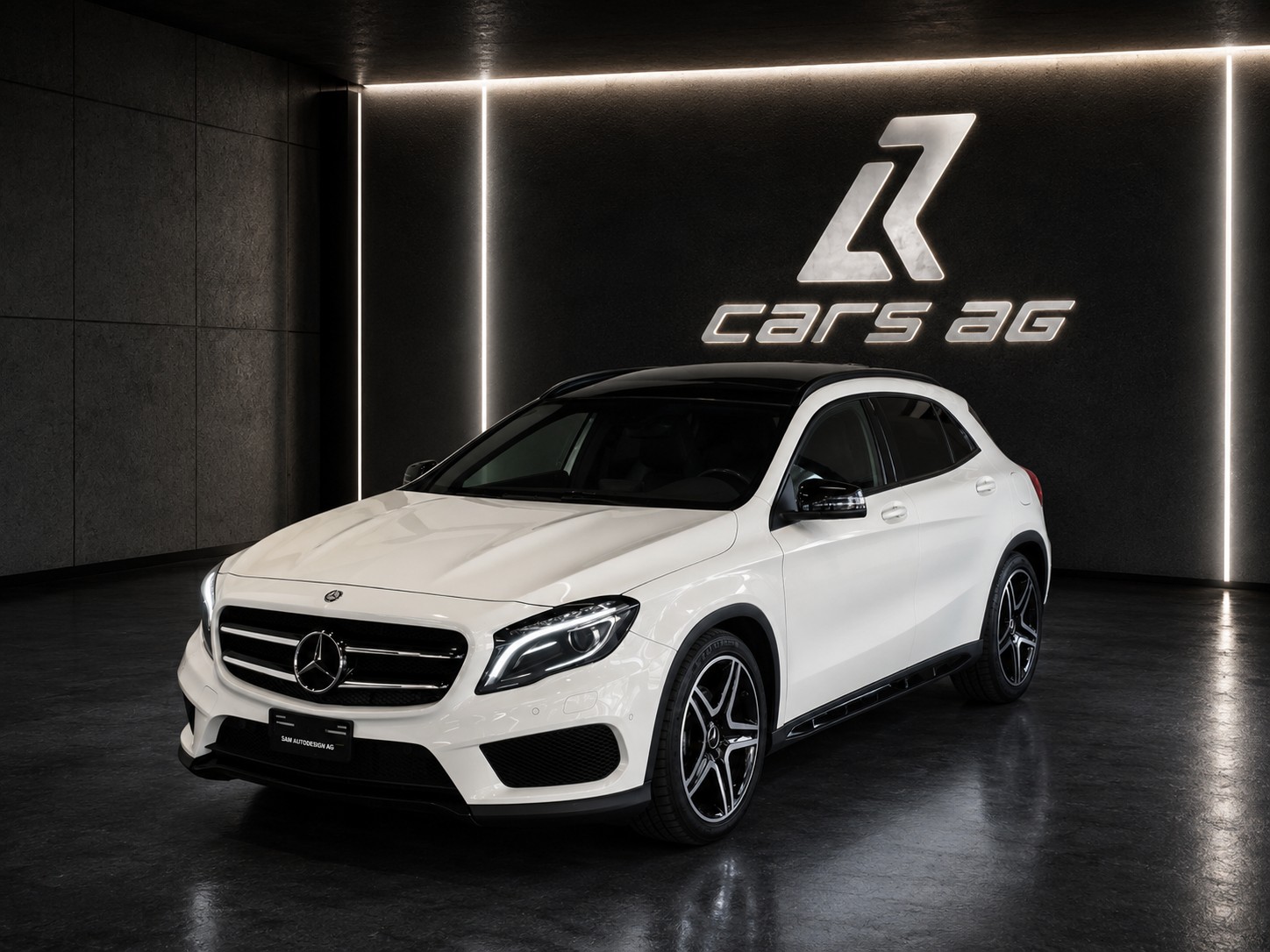 MERCEDES-BENZ GLA 250 AMG Line 7G-DCT