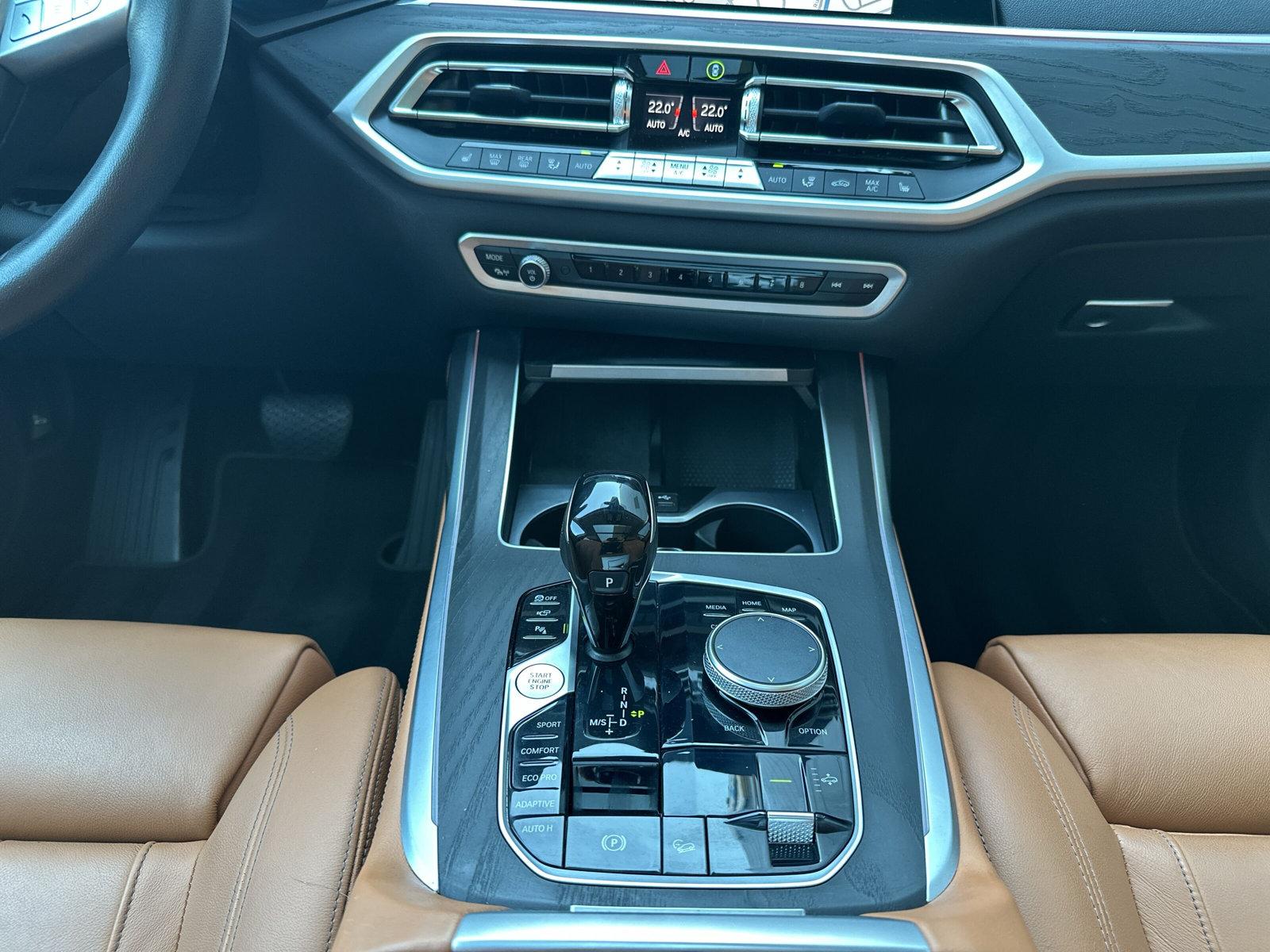 BMW X7 40d xDrive G07 (CH) ** 6 Places **-image-24