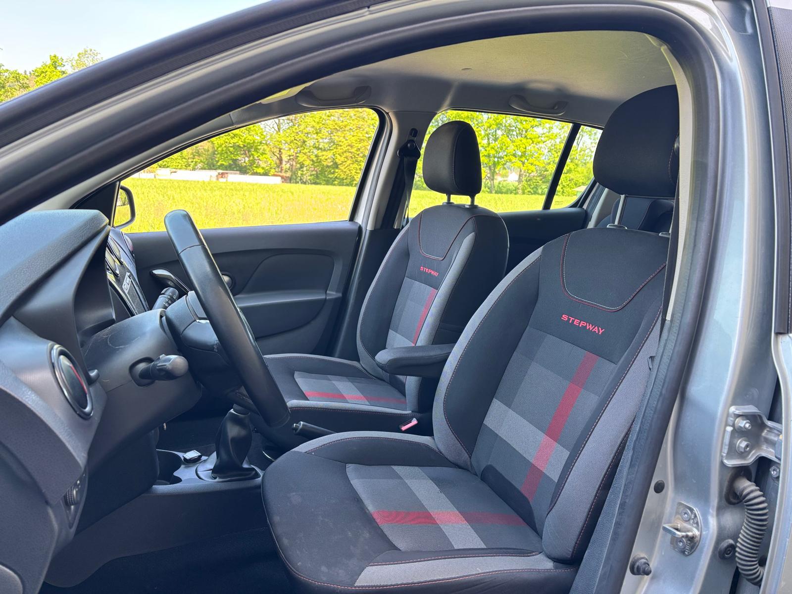 DACIA Sandero Tce 90 Essential-image-12