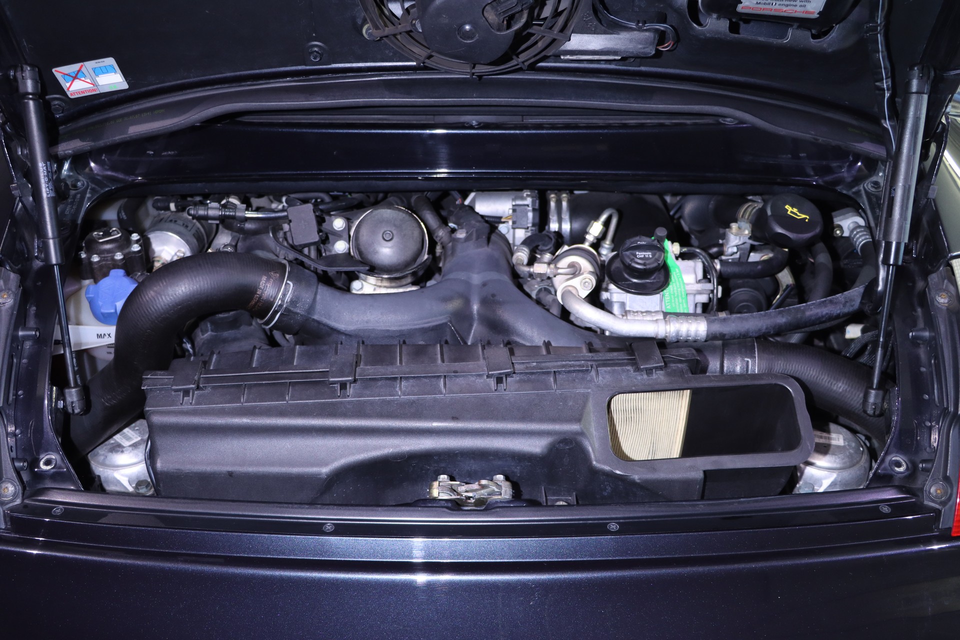 PORSCHE Turbo Cabrio Manual WLS (X50)-image-8