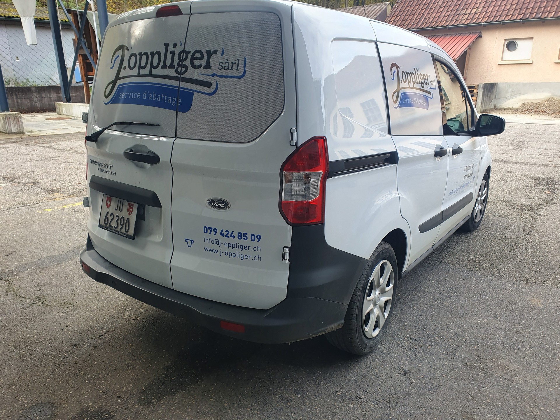 FORD 1.0 EcoB Limited-image-1