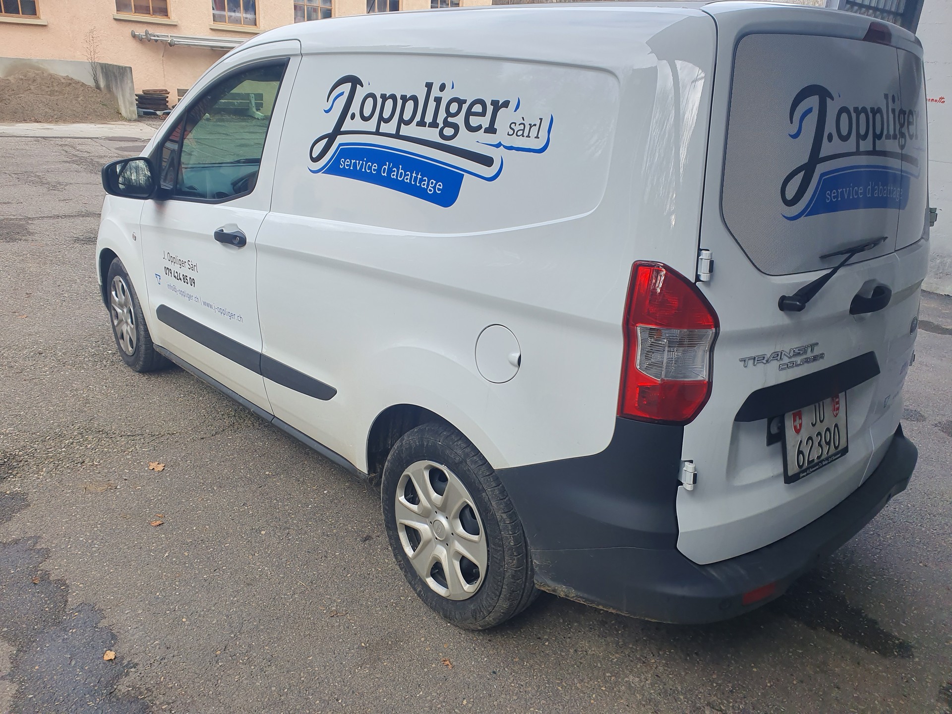 FORD 1.0 EcoB Limited-image-2