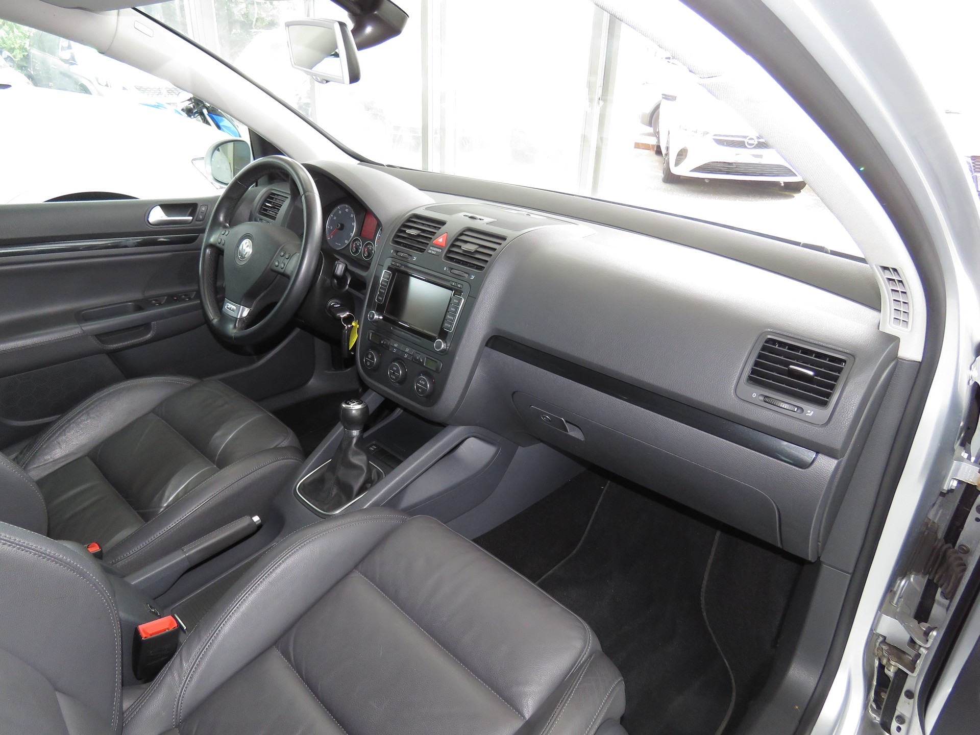 VW Golf 2.0 FSI GT Sport 4-Motion-image-10