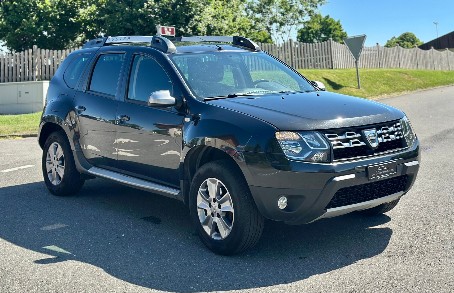 DACIA Duster 1.5 dCi Lauréate 4x4-image-1