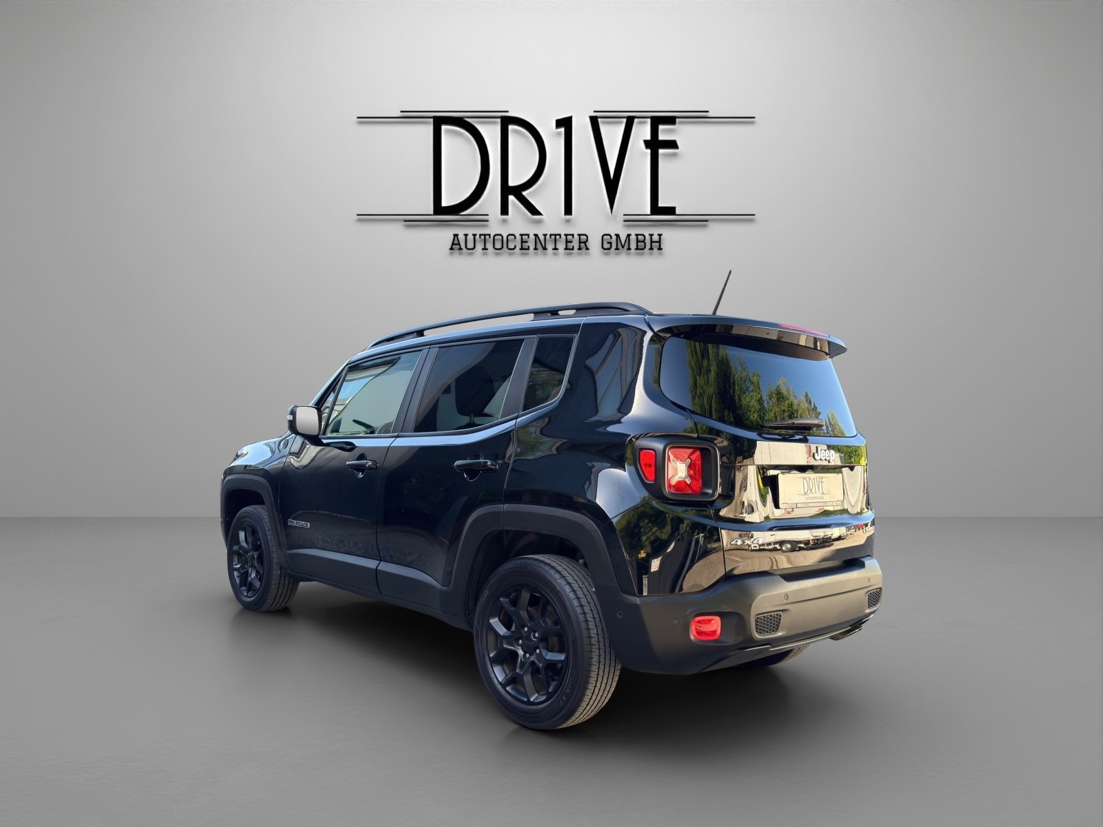 JEEP Renegade 2.0 CRD Freedom Edition AWD 9ATX-image-6