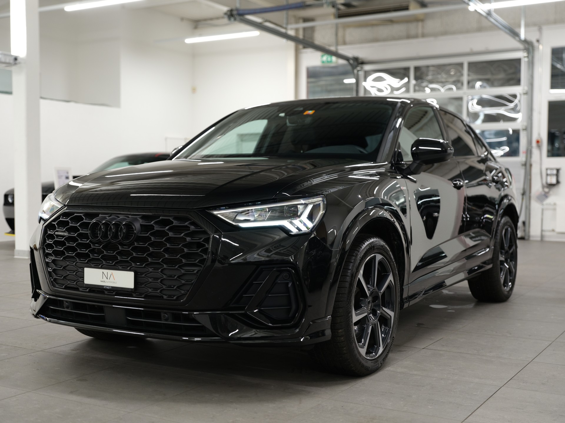 AUDI Q3 Sportback 40 TFSI S line quattro S-tronic *Carplay* *Rückfahrkamera* *Werksgarantie*-showroom-element-3