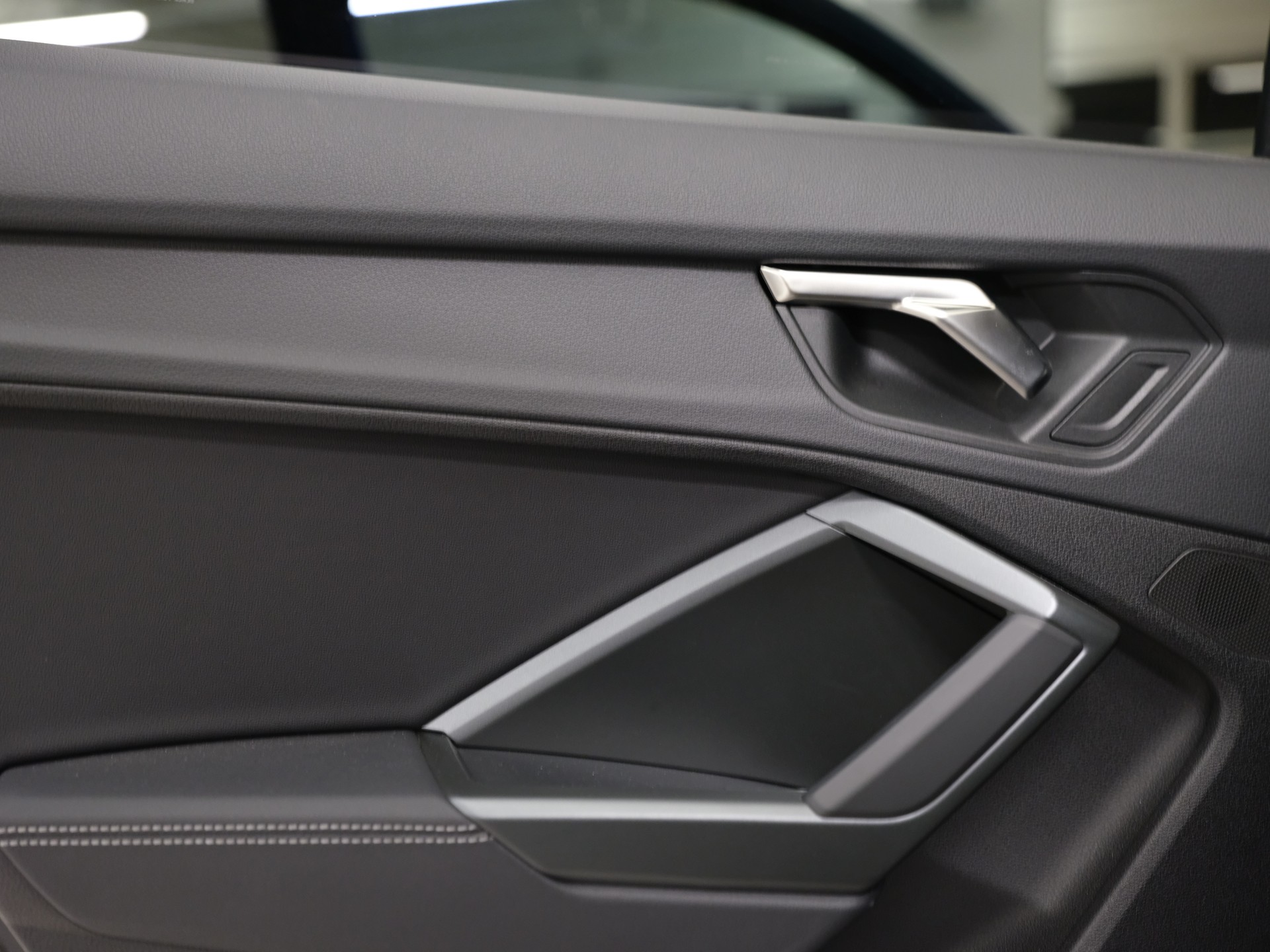 AUDI Q3 Sportback 40 TFSI S line quattro S-tronic *Carplay* *Rückfahrkamera* *Werksgarantie*-image-28