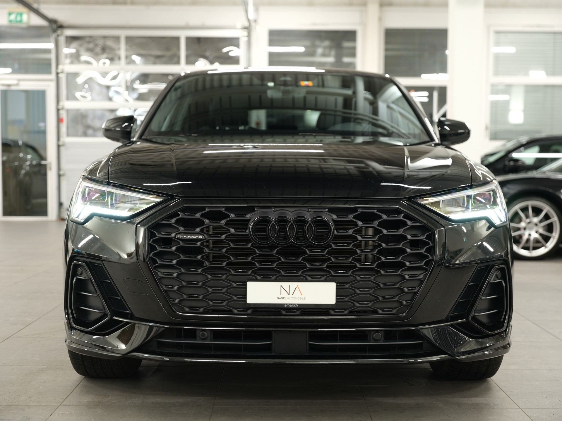 AUDI Q3 Sportback 40 TFSI S line quattro S-tronic *Carplay* *Rückfahrkamera* *Werksgarantie*-showroom-element-2