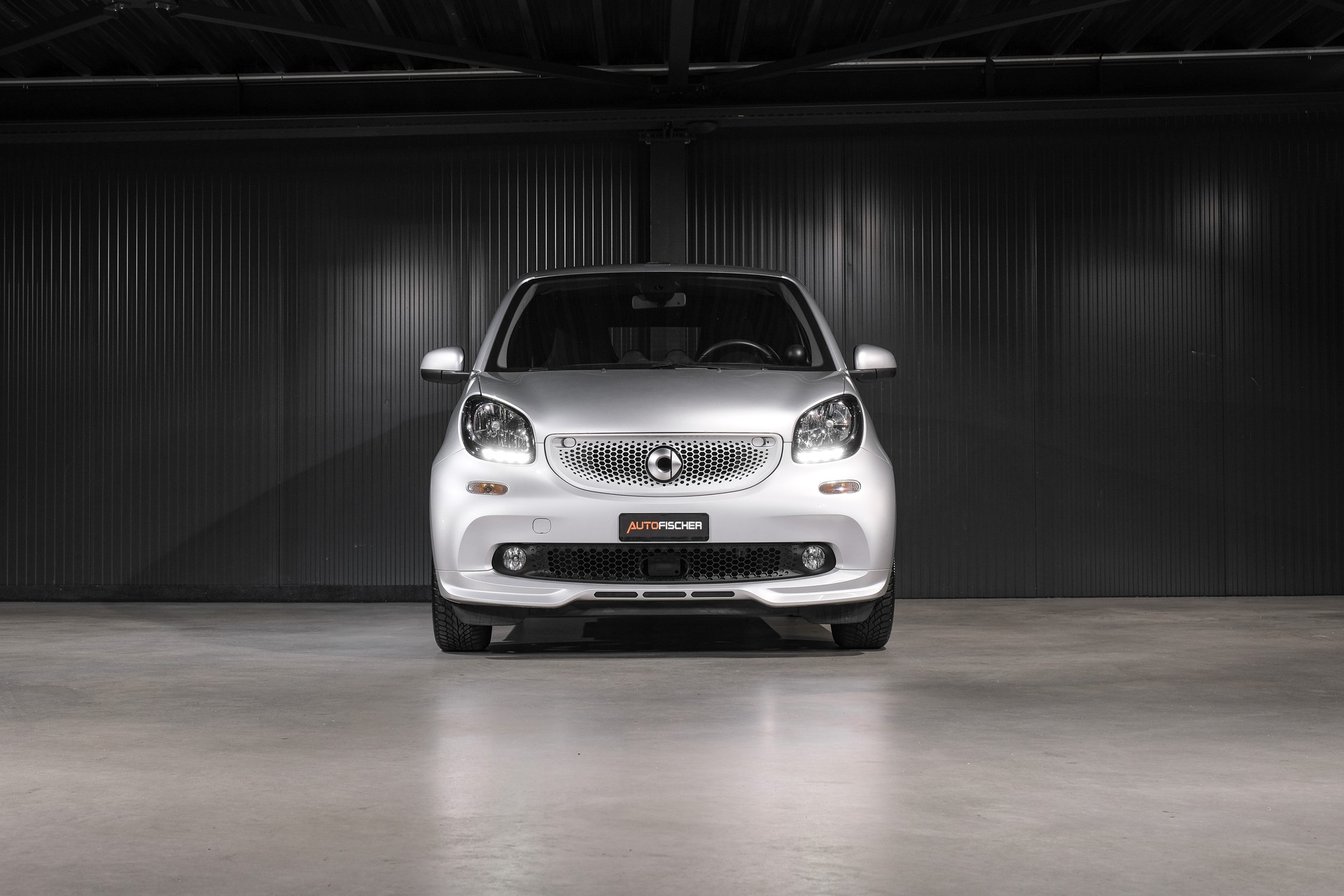 SMART Fortwo Urbanshadow Edition-image-2
