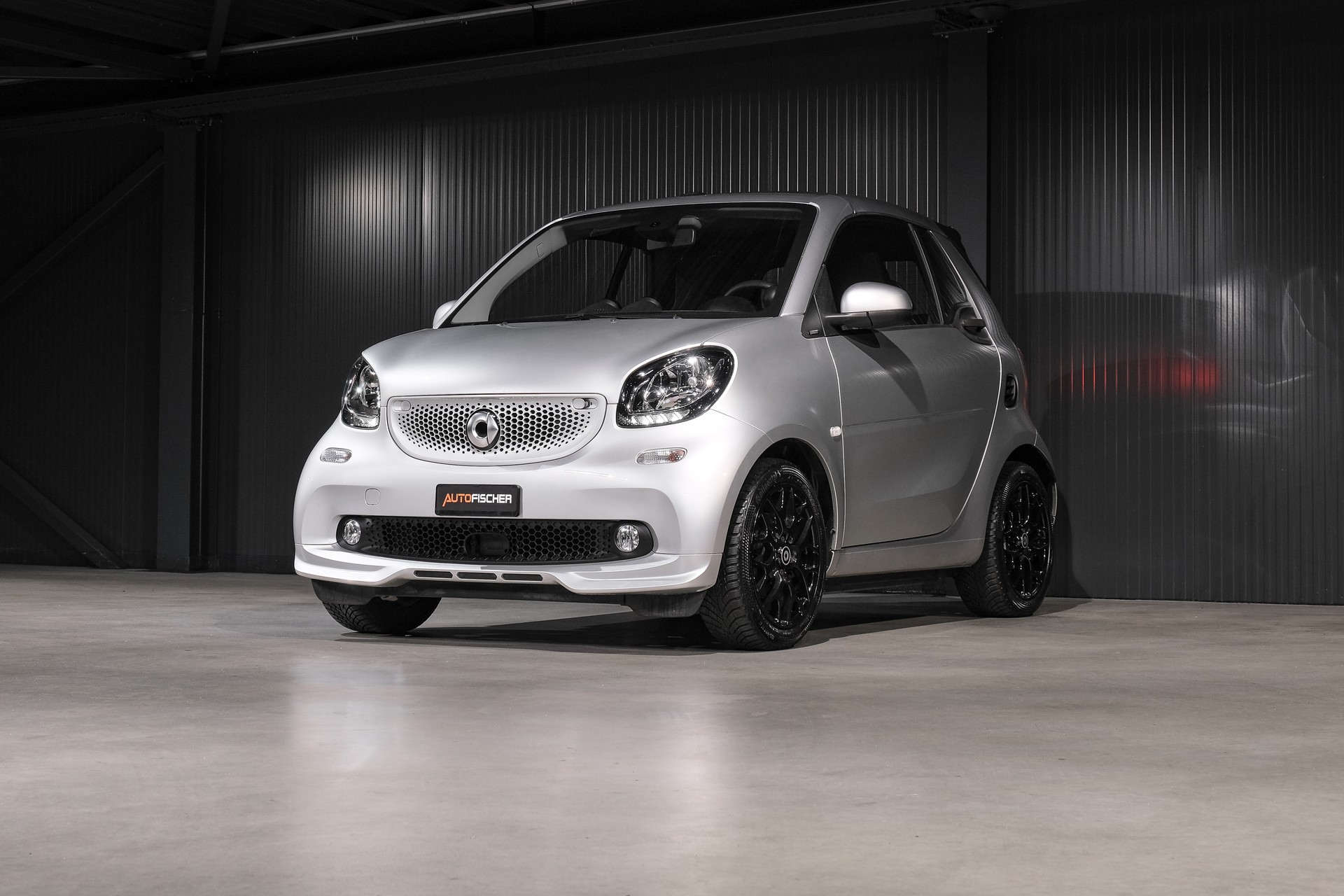 SMART Fortwo Urbanshadow Edition-image-3