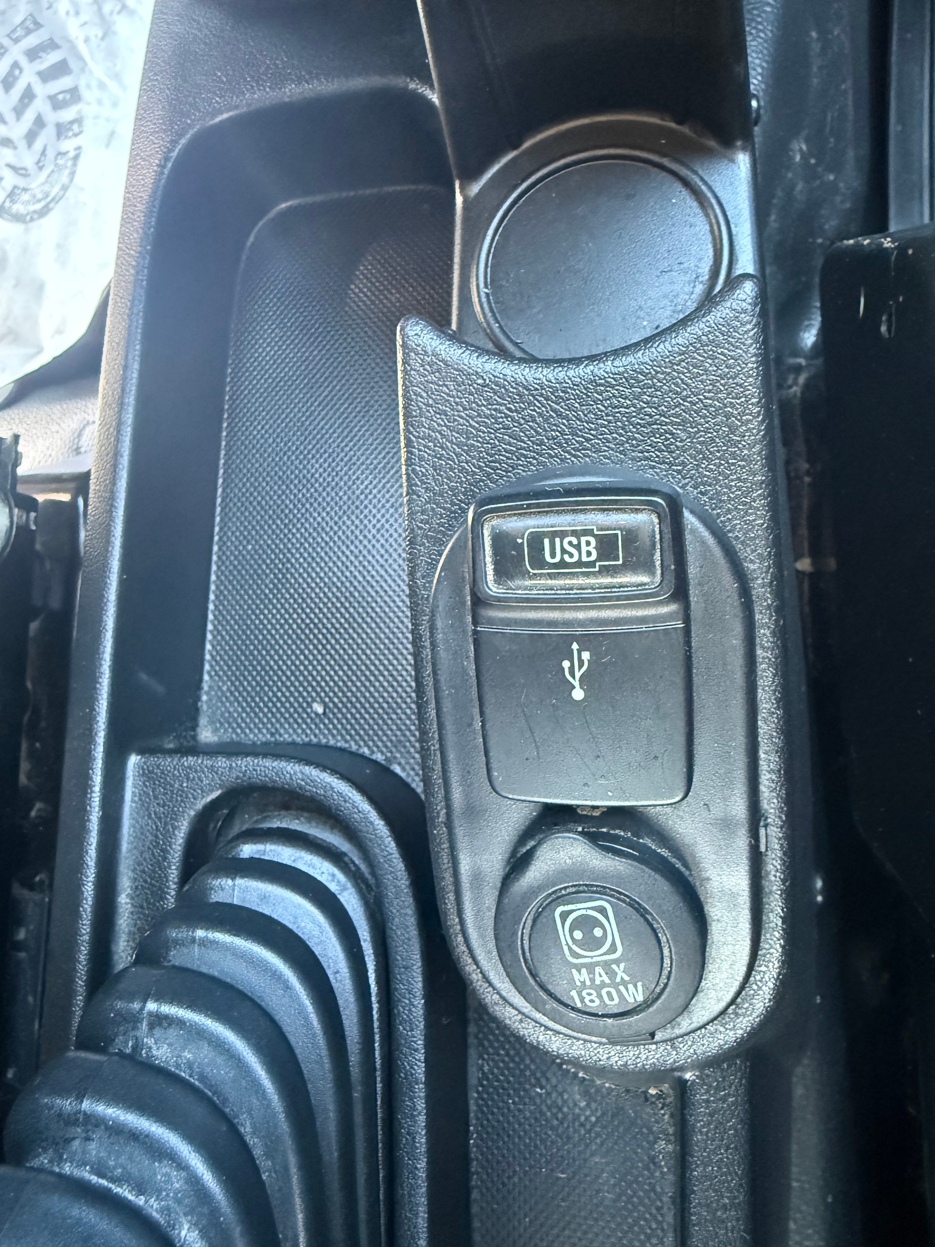 CITROEN Nemo 1.3 HDi-image-11