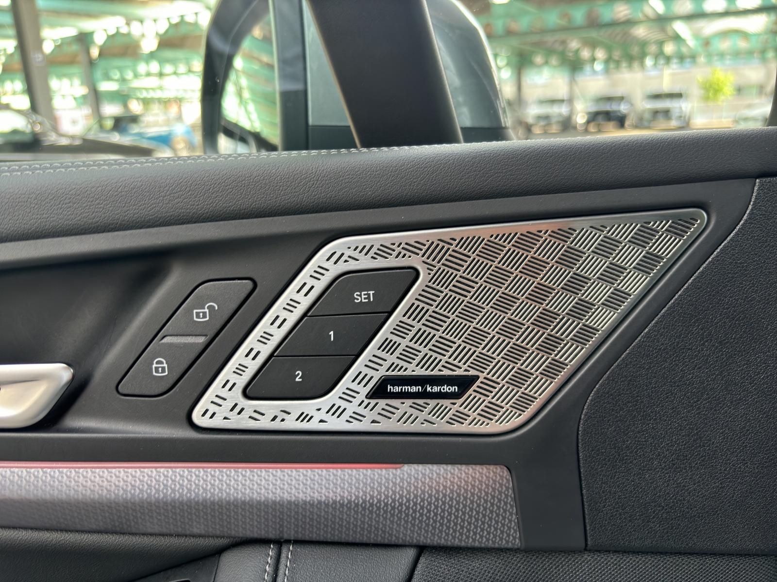 BMW 225e xDrive paddles Active Tourer-image-18