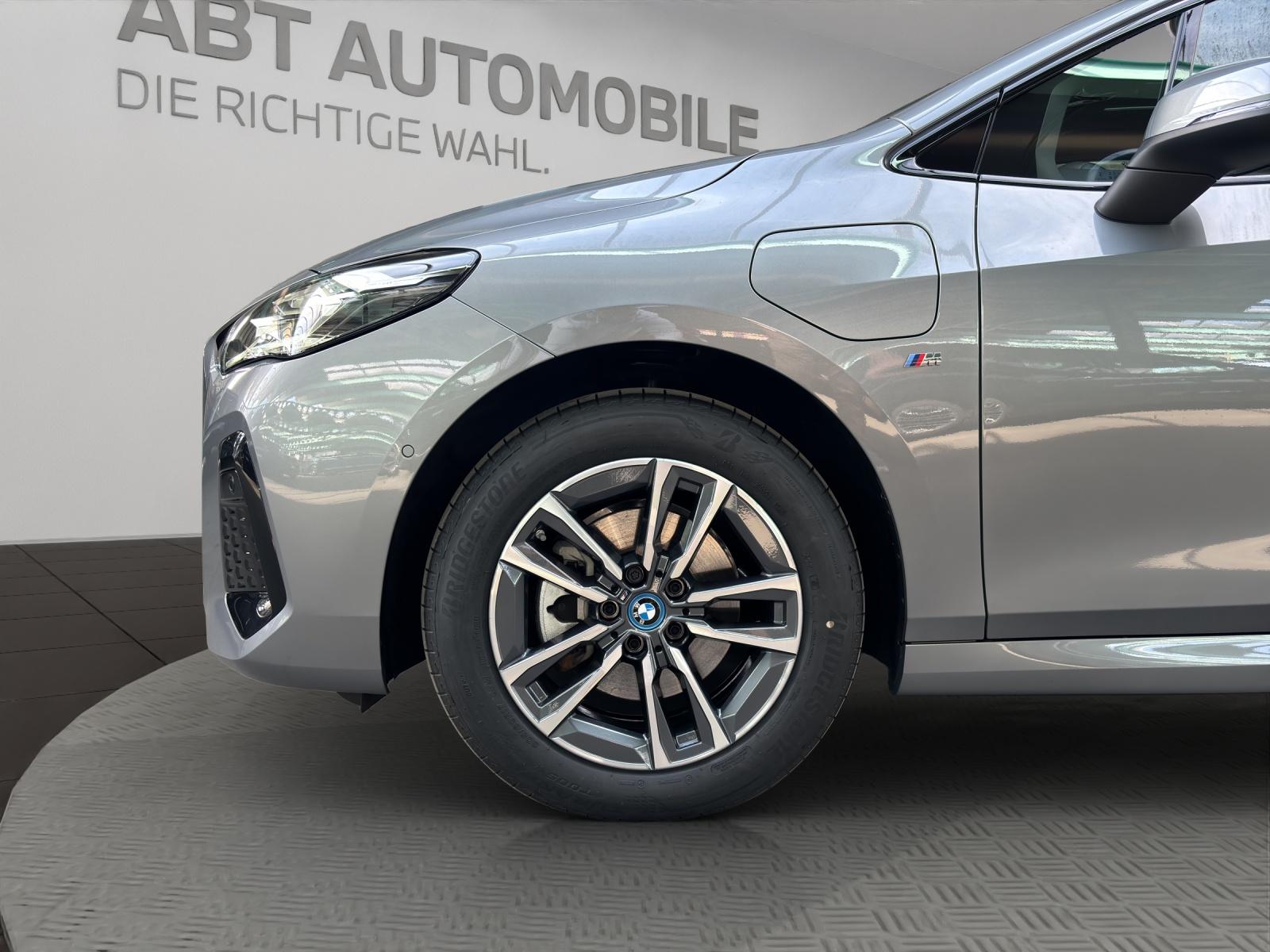 BMW 225e xDrive paddles Active Tourer-image-24