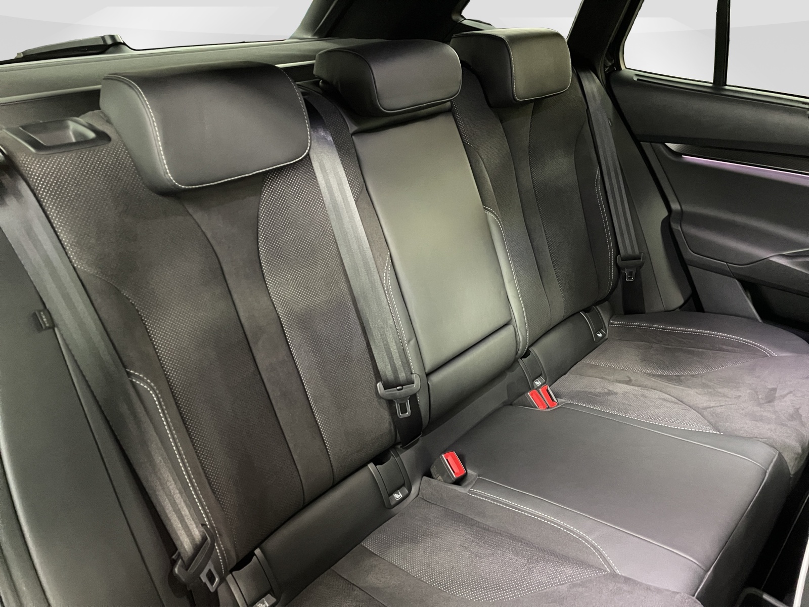 SKODA Enyaq iV 80x SportLine-image-9
