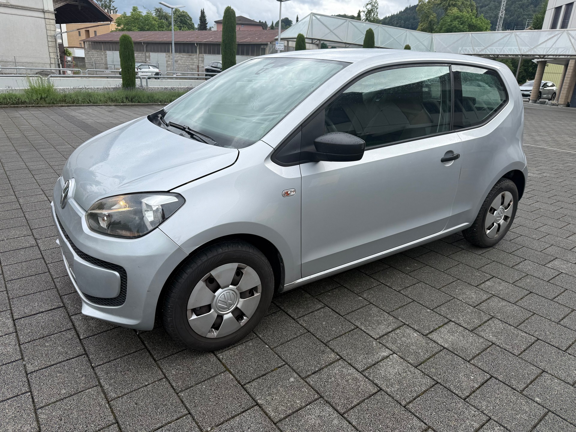VW Up 1.0 move up-image-2