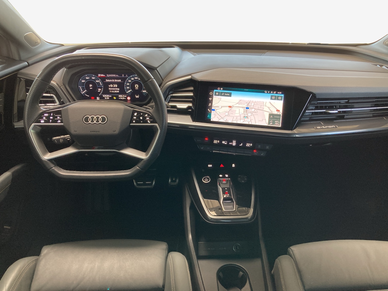 AUDI Q4 e-tron 50 quattro-image-8