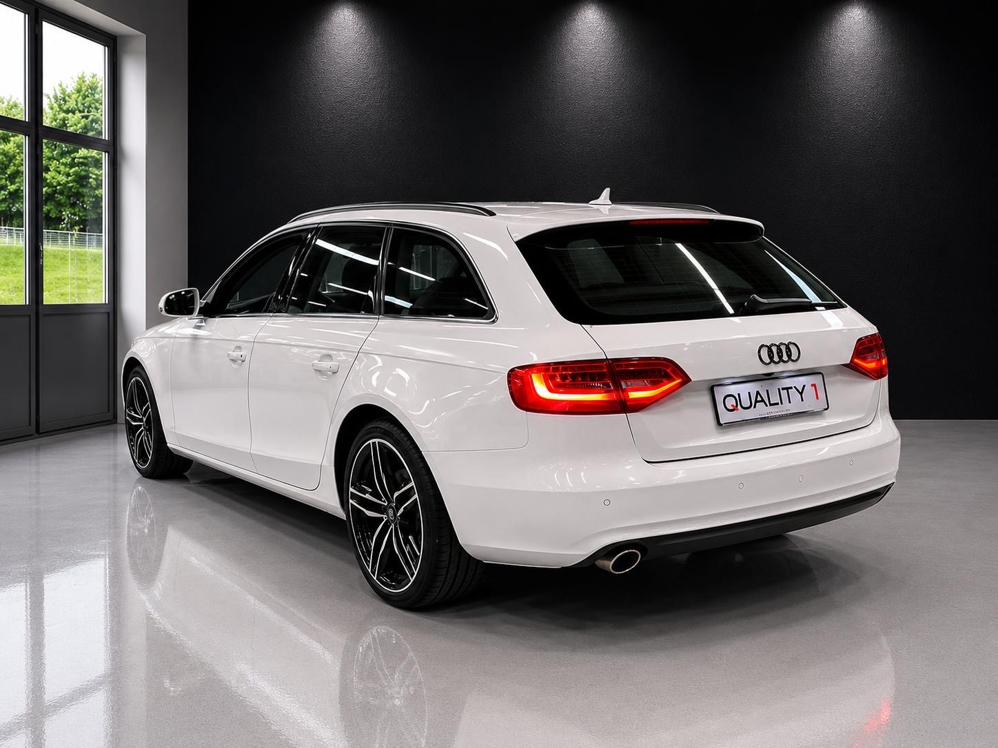 AUDI A4 Avant 1.8 TFSI multitronic-image-7