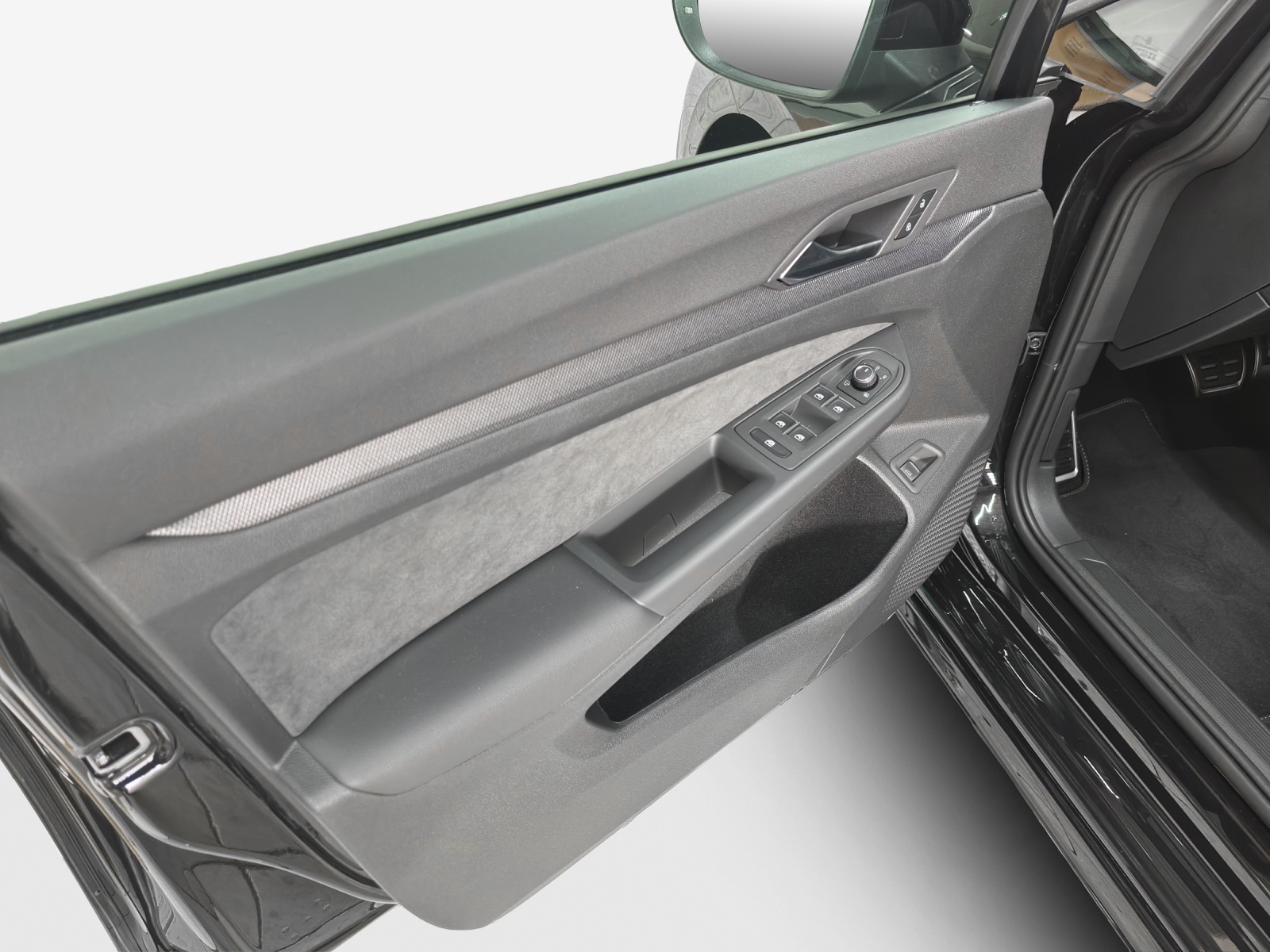 VW Golf Variant 2.0 TSI R-Line DSG 4 Motion-image-15