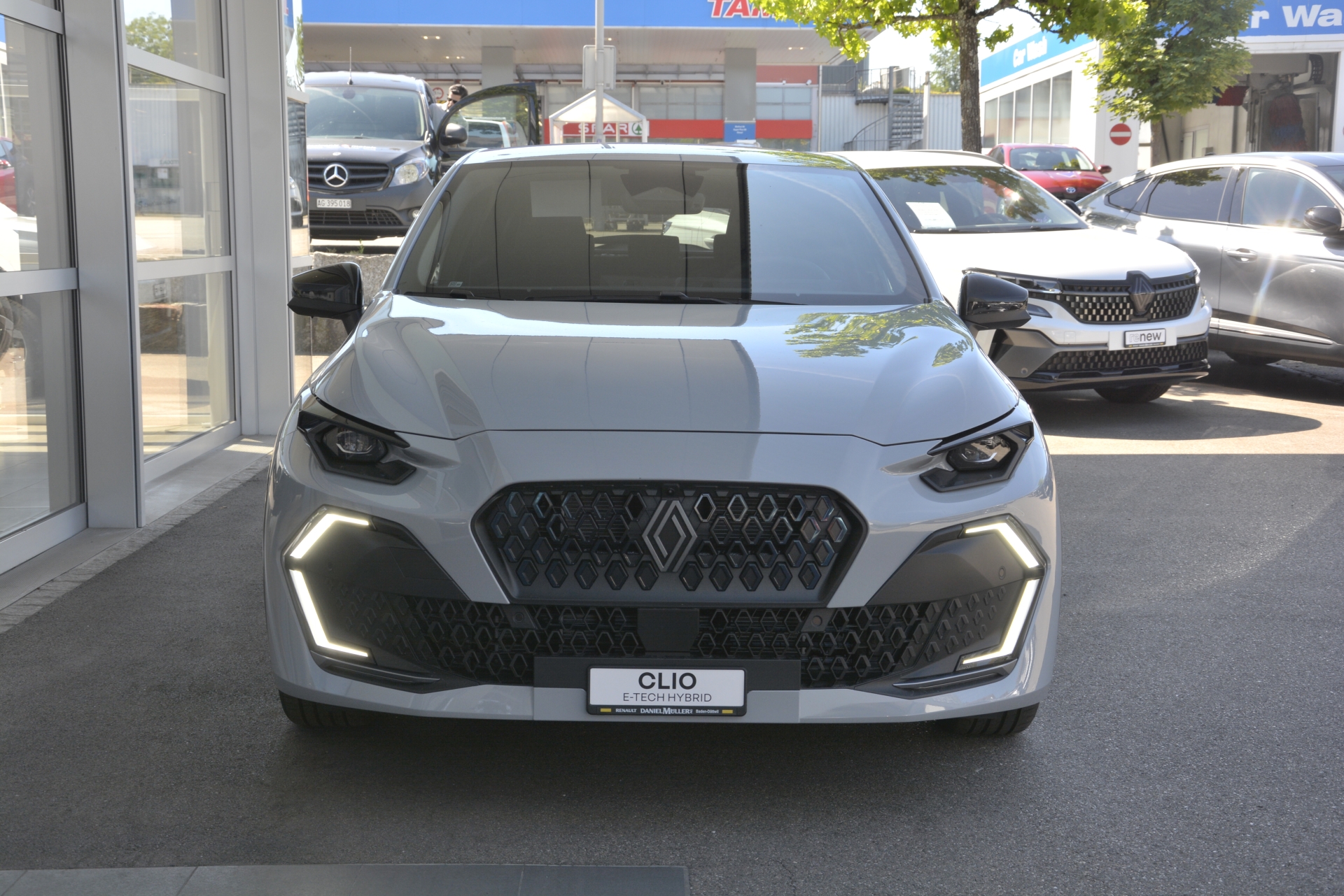 RENAULT CLIO esprit Alpine full hybrid E-Tech 160-image-1