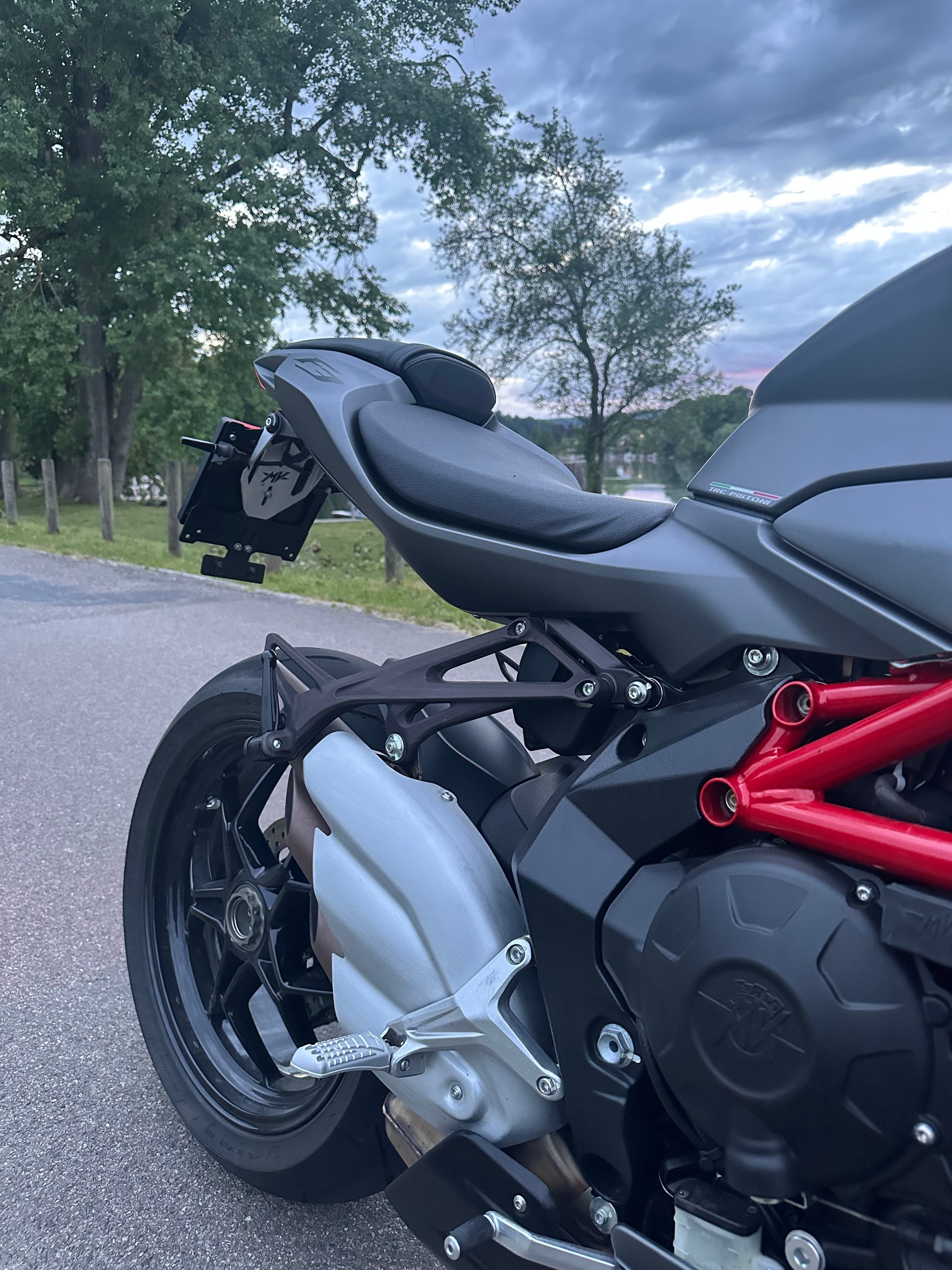 MV AGUSTA F3-Serie-image-3