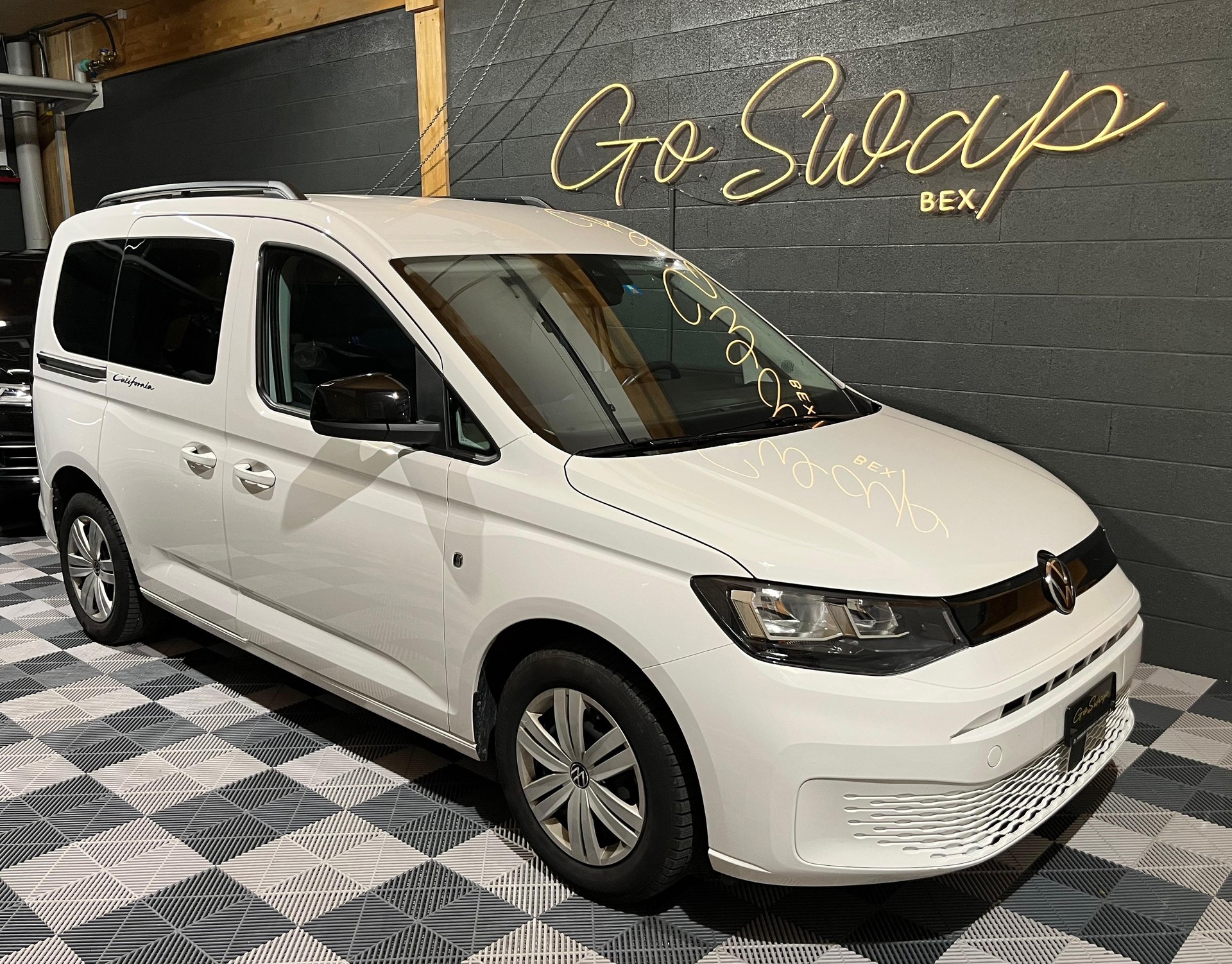 VW Caddy 1.5 TSI California DSG-image-0