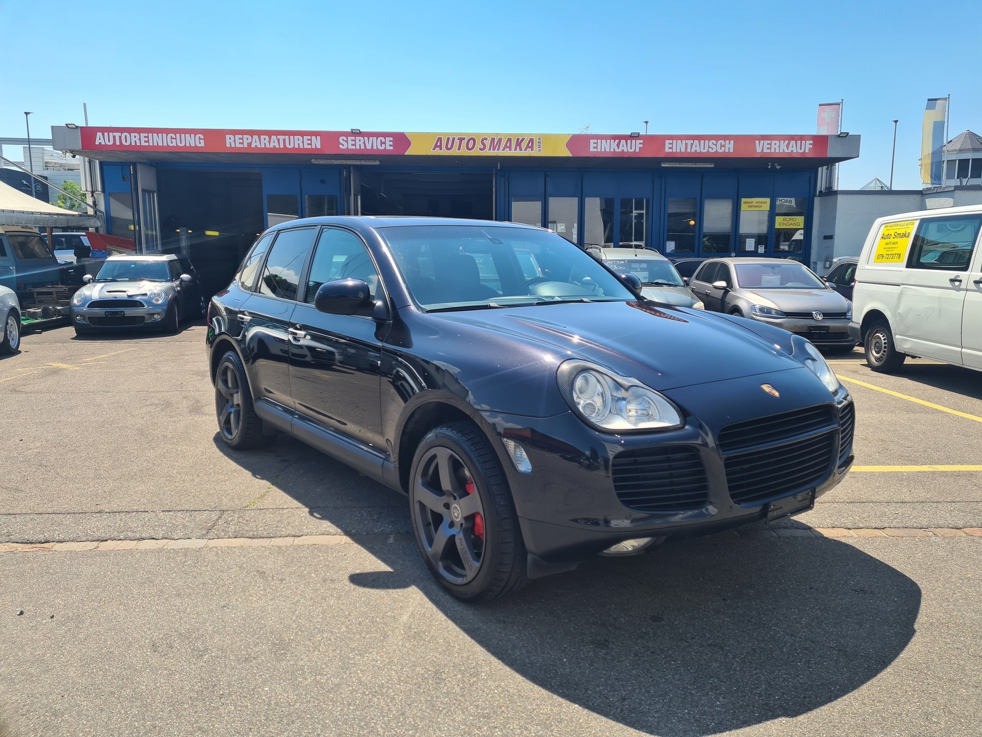 PORSCHE Cayenne Turbo-image-0
