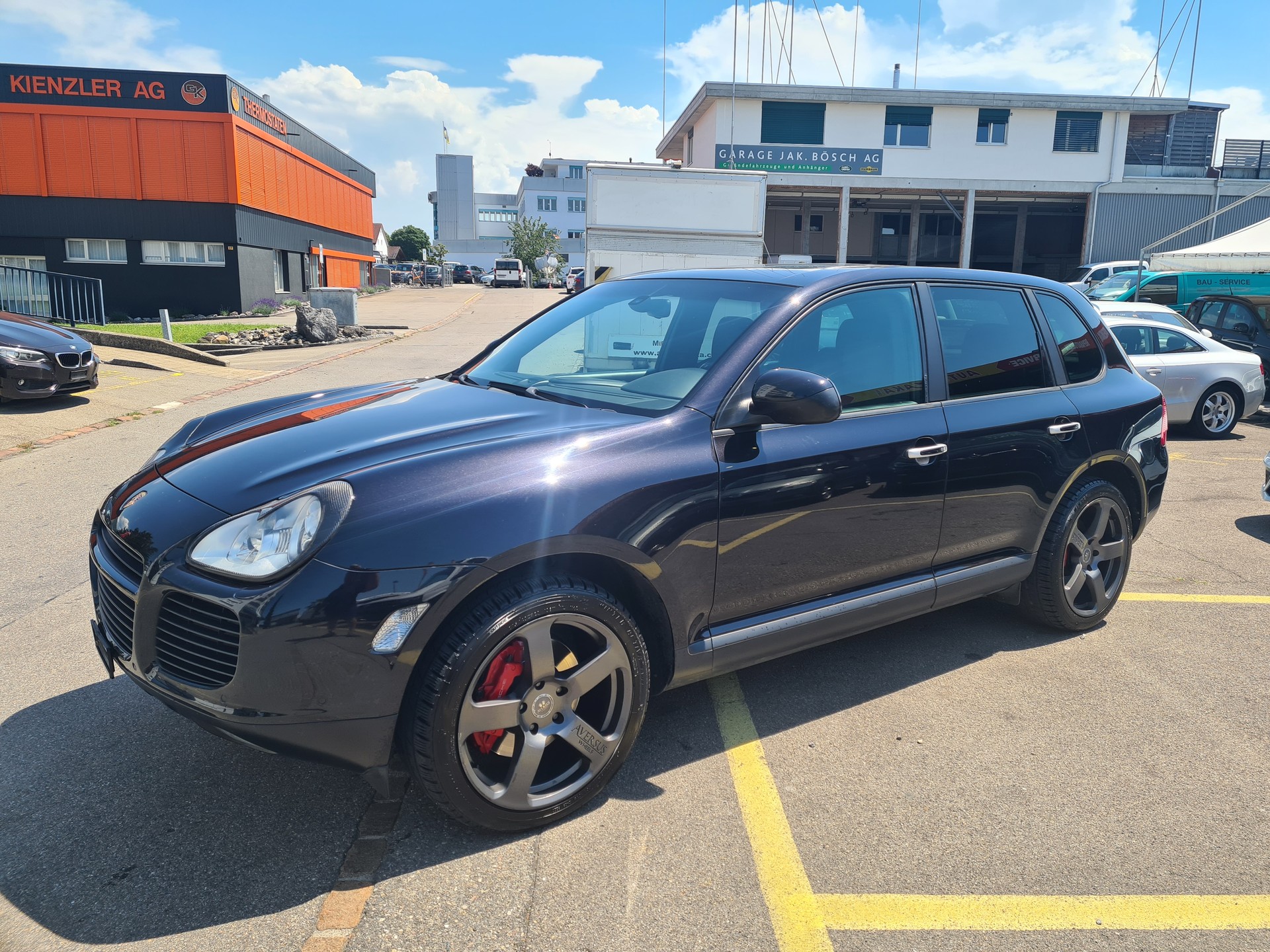 PORSCHE Cayenne Turbo-image-5