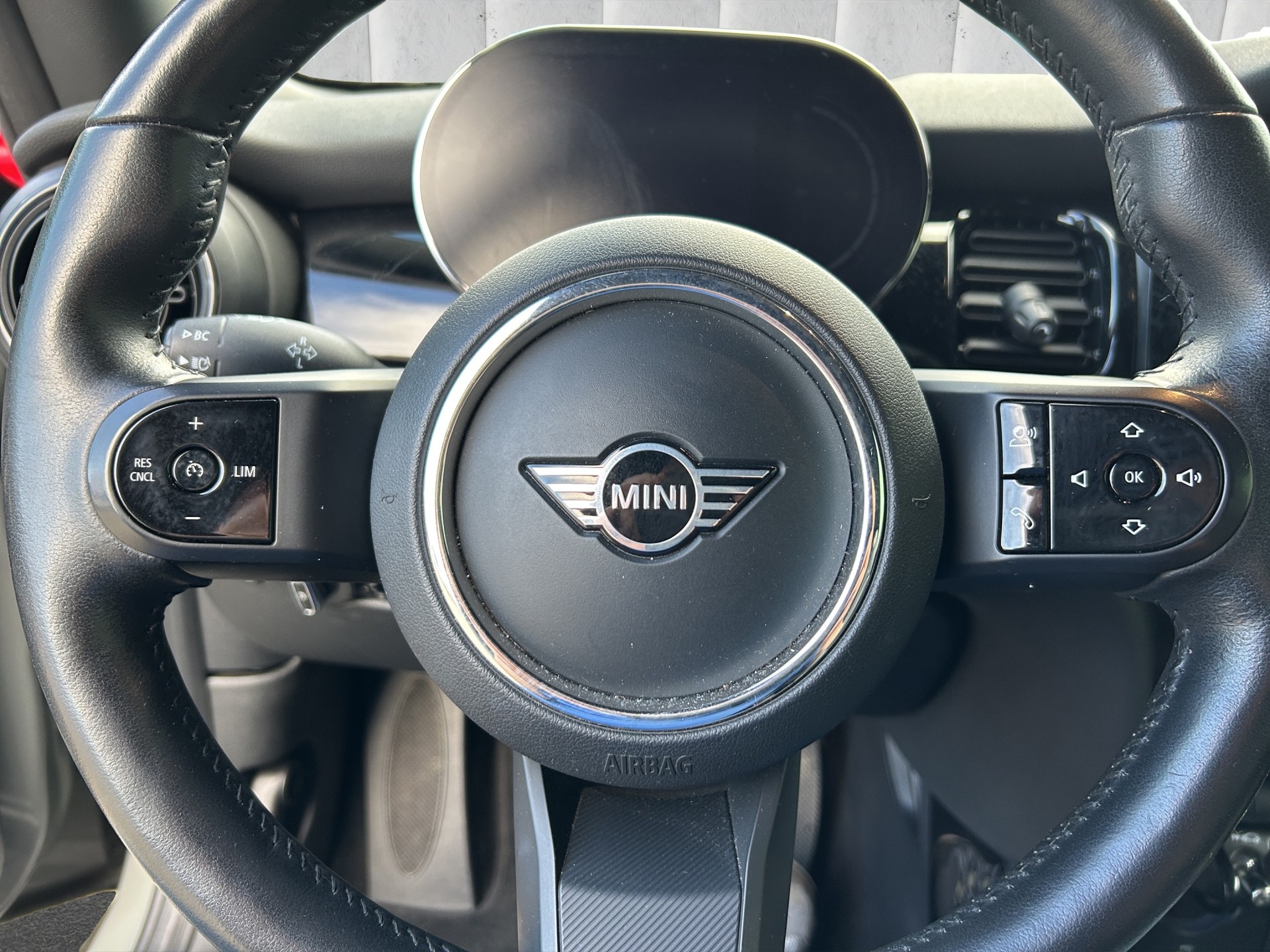 MINI Cooper SE-image-11