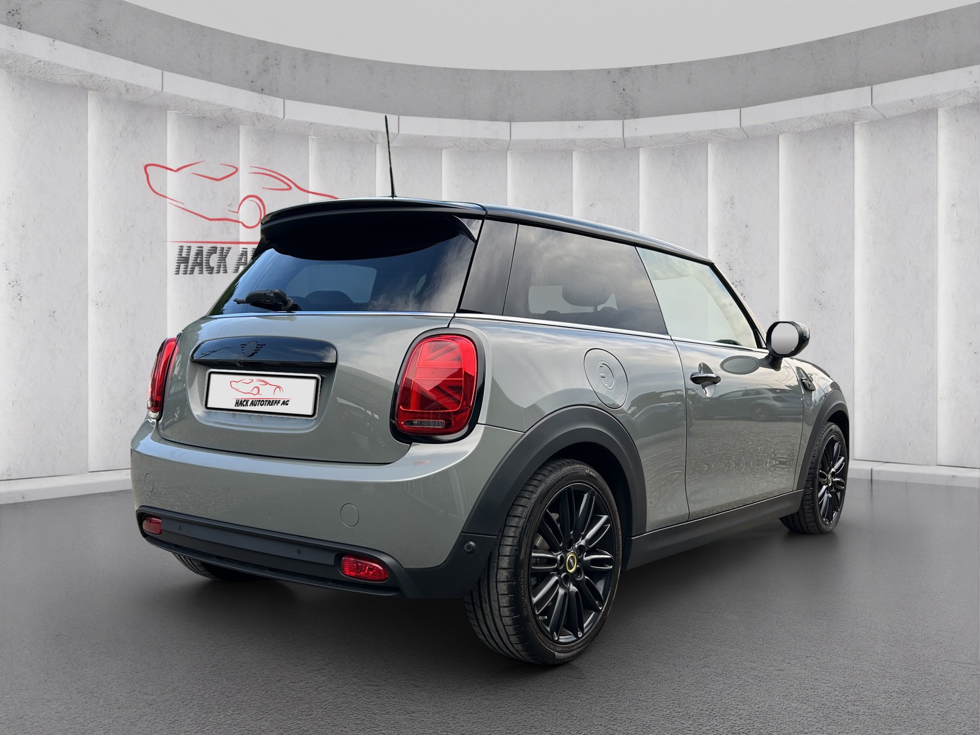 MINI Cooper SE-image-5