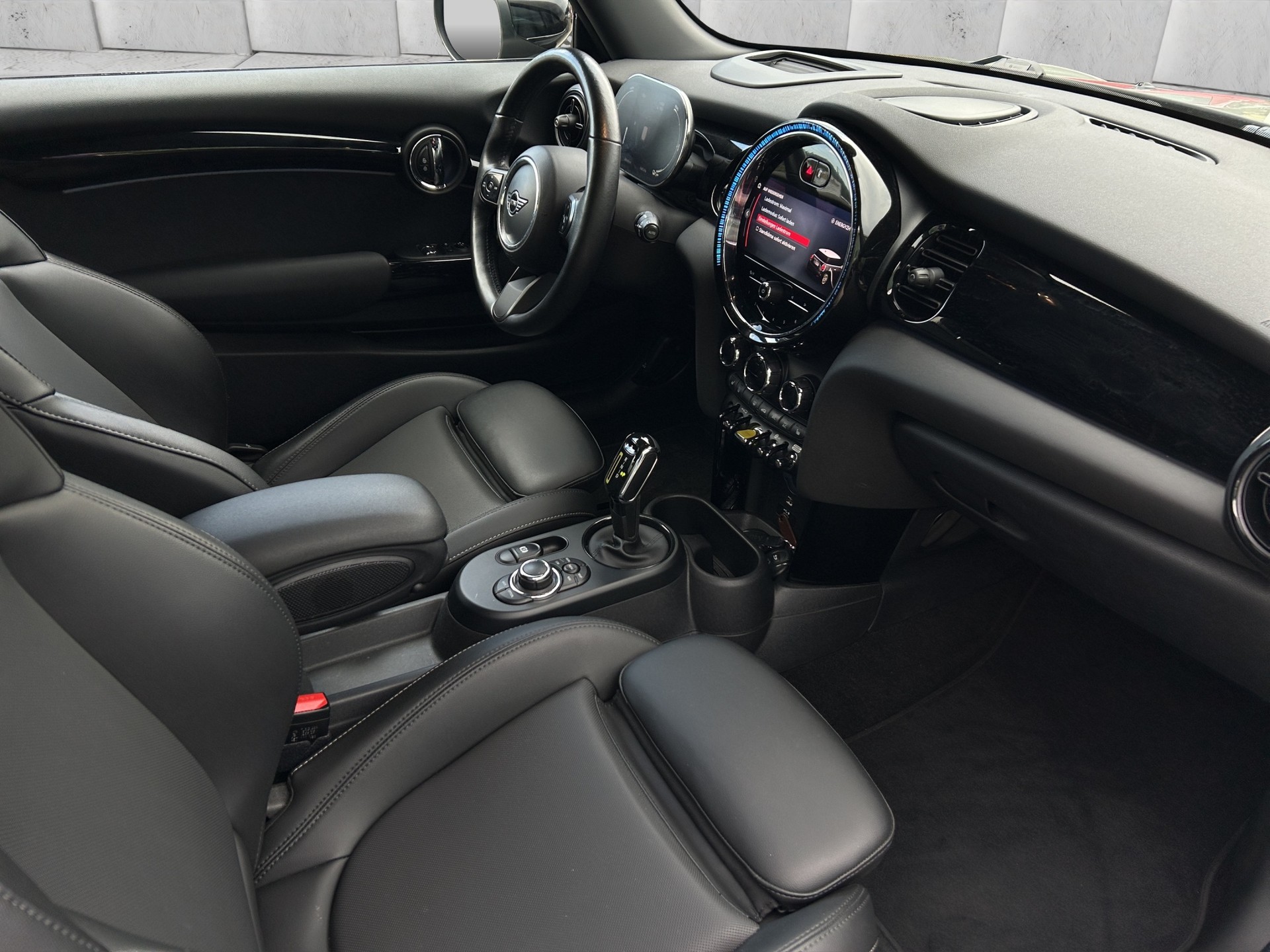 MINI Cooper SE-image-9