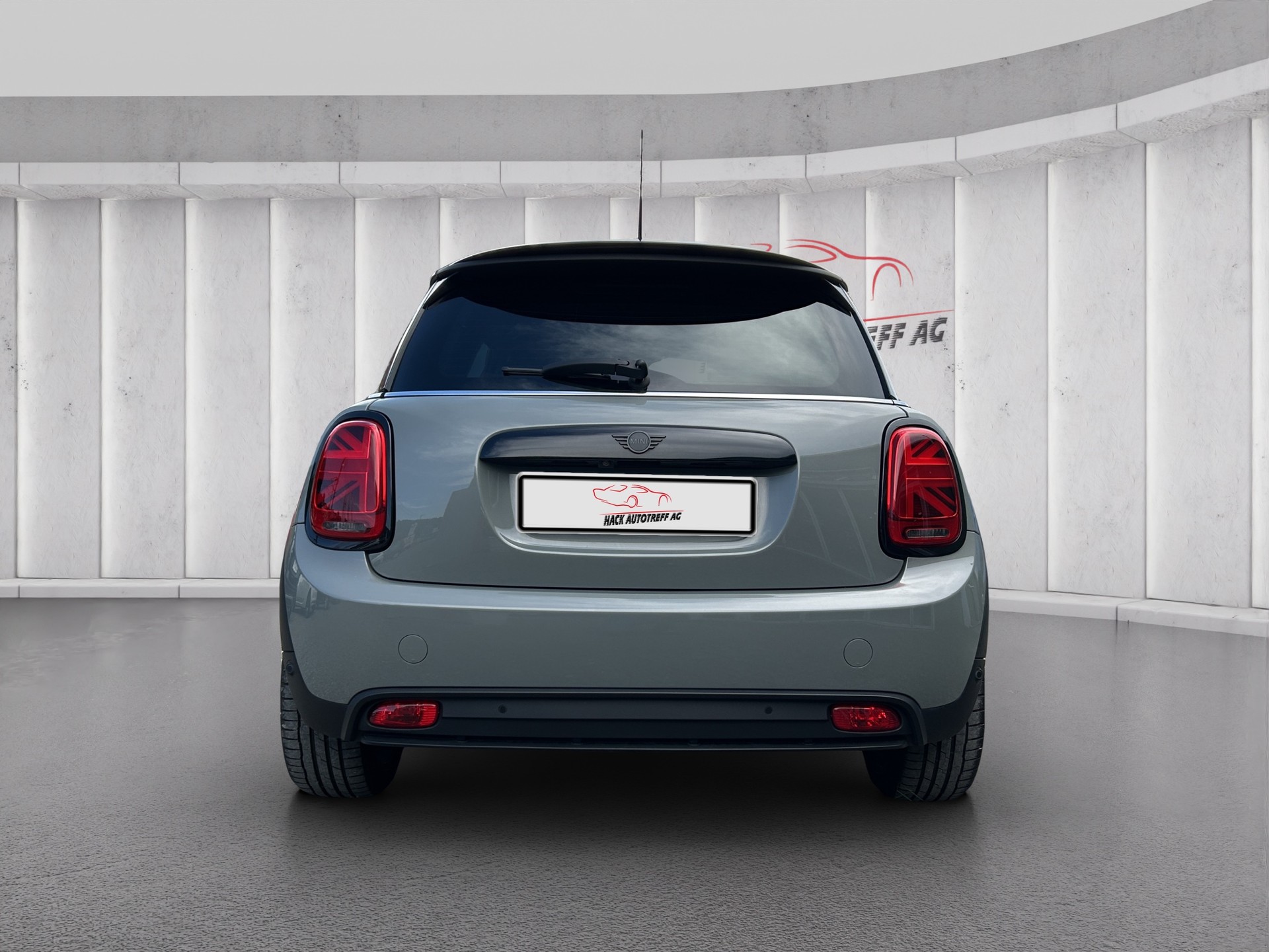 MINI Cooper SE-image-4