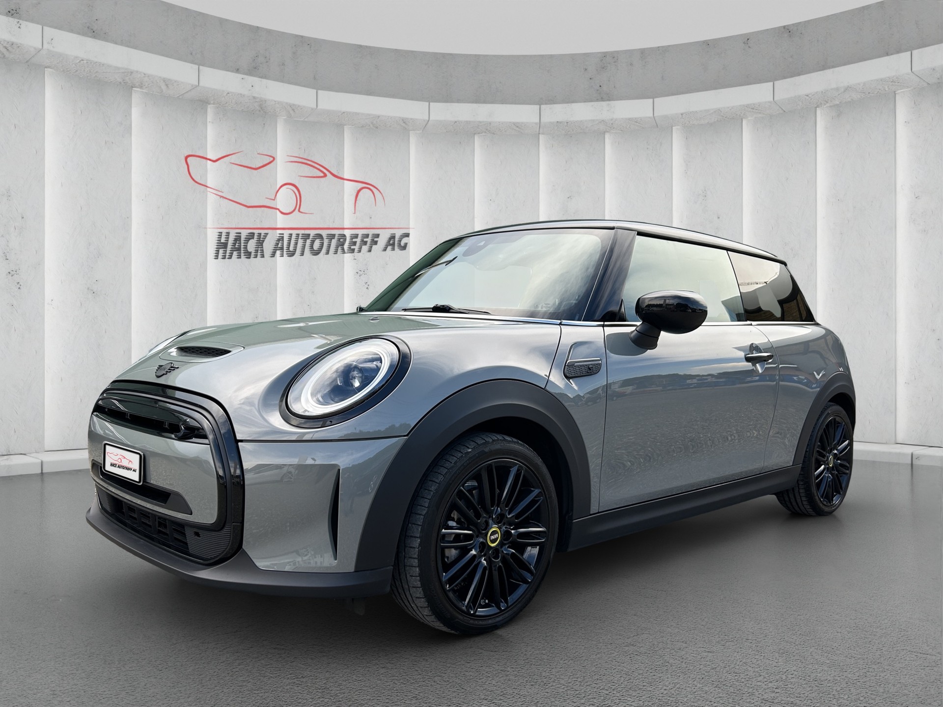 MINI Cooper SE-image-0