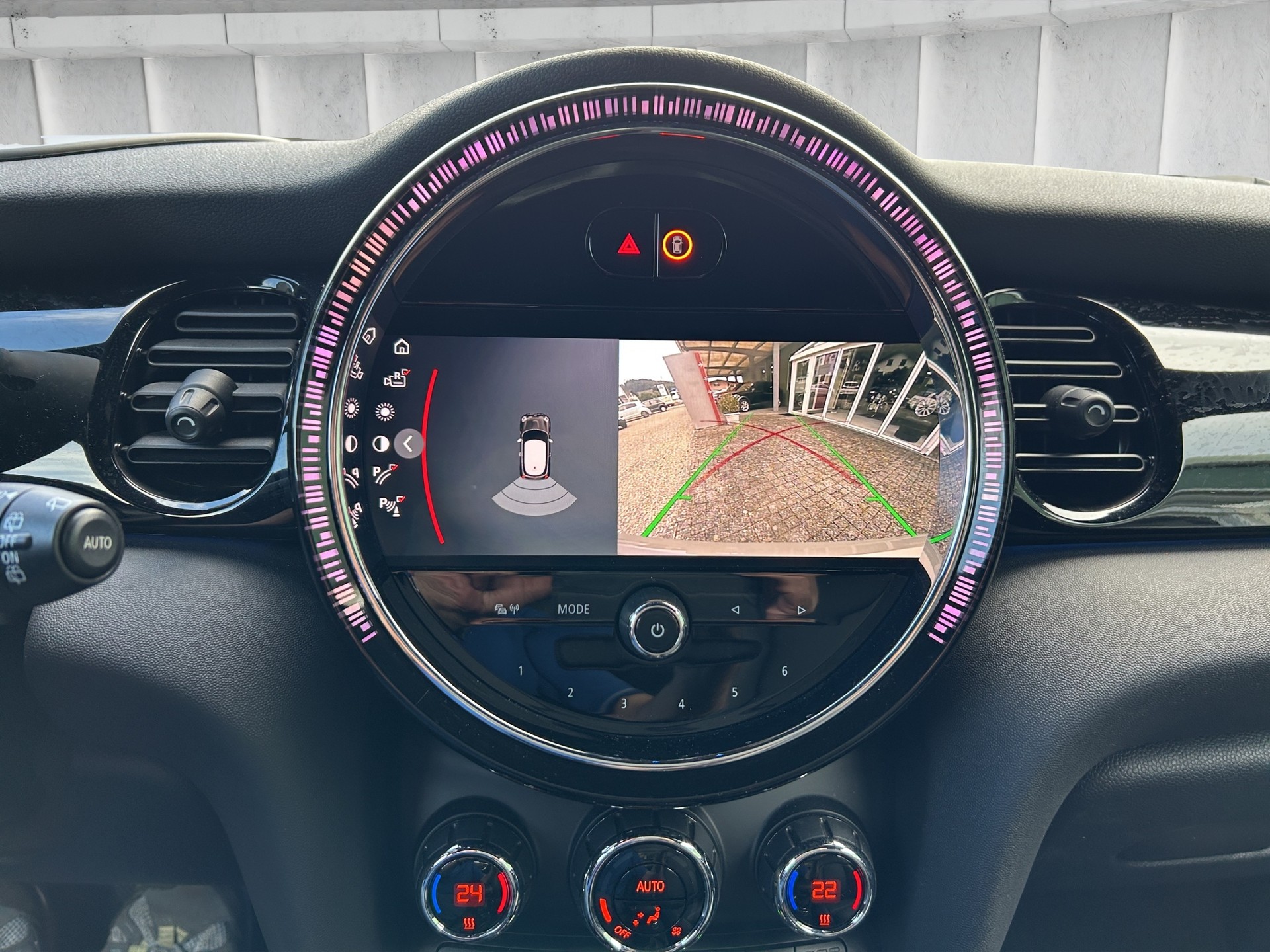 MINI Cooper SE-image-13
