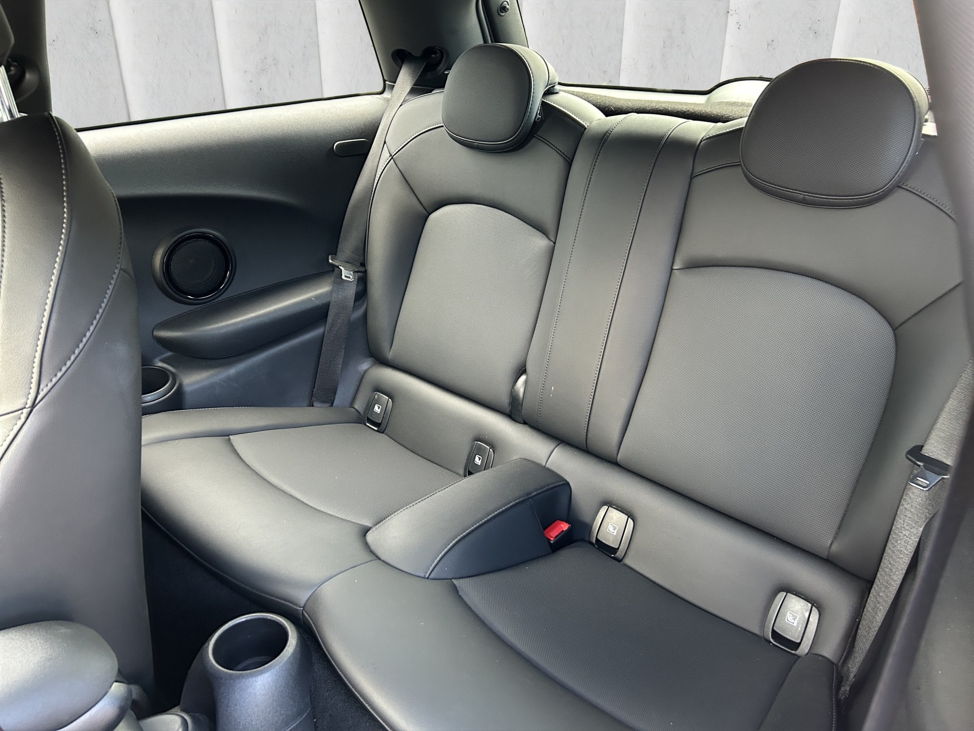 MINI Cooper SE-image-10