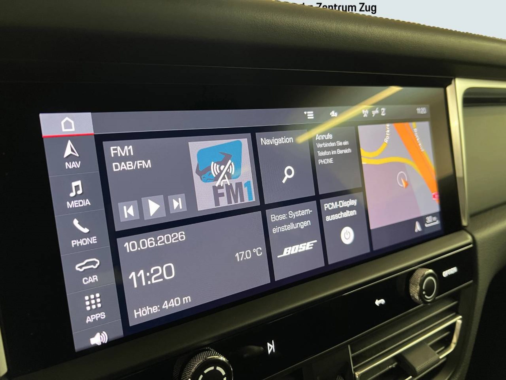 PORSCHE Macan-image-28