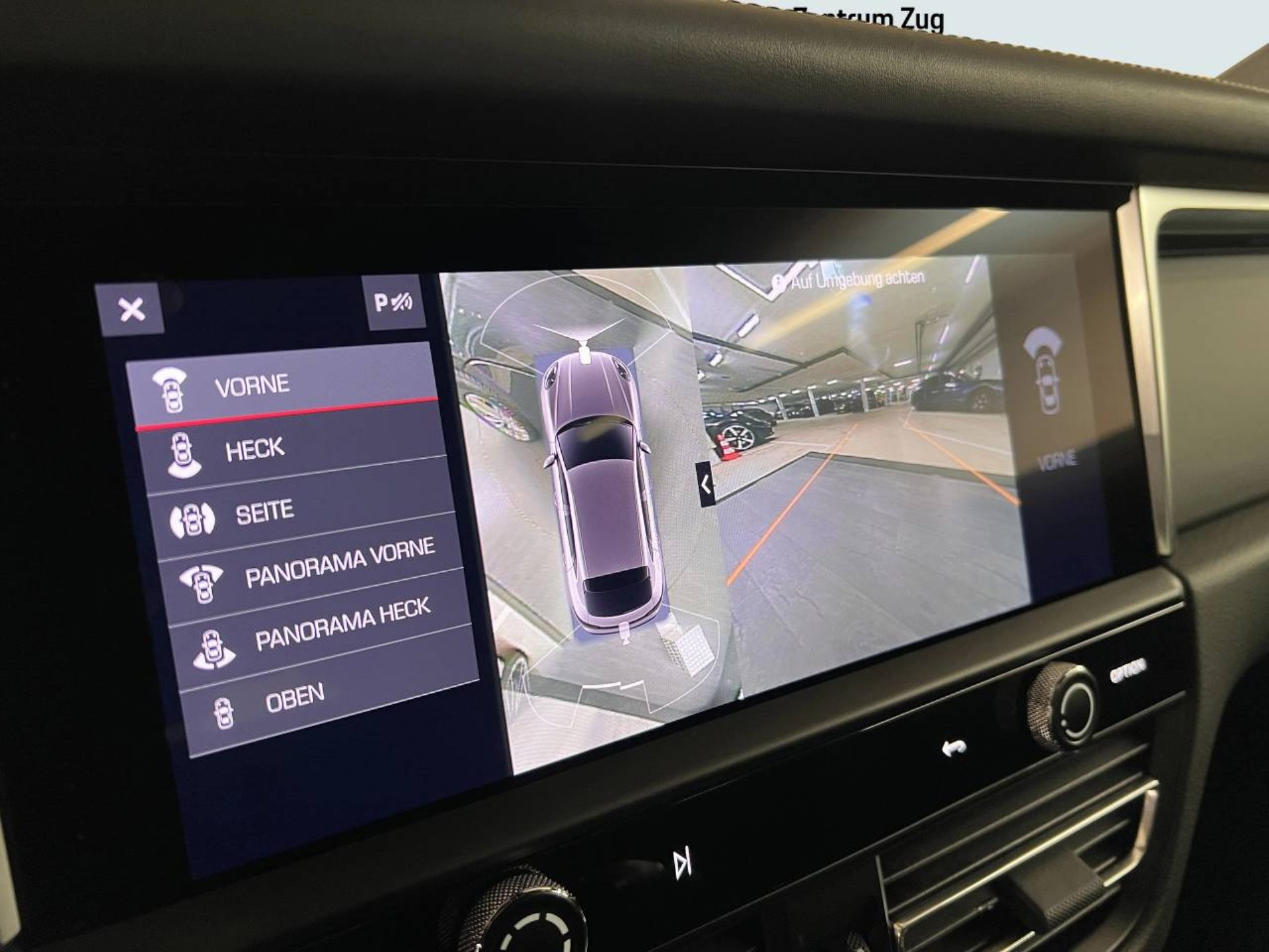 PORSCHE Macan-image-31