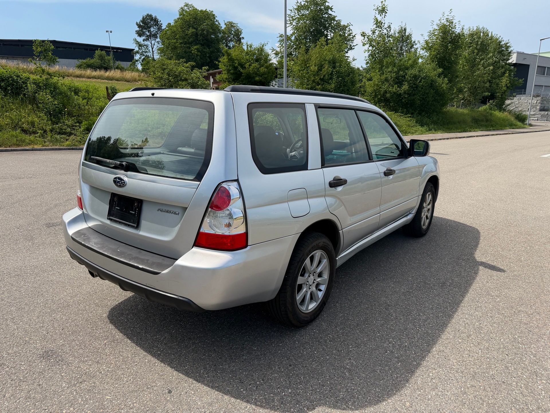 SUBARU Forester 2.0X Limited (Club)-image-3