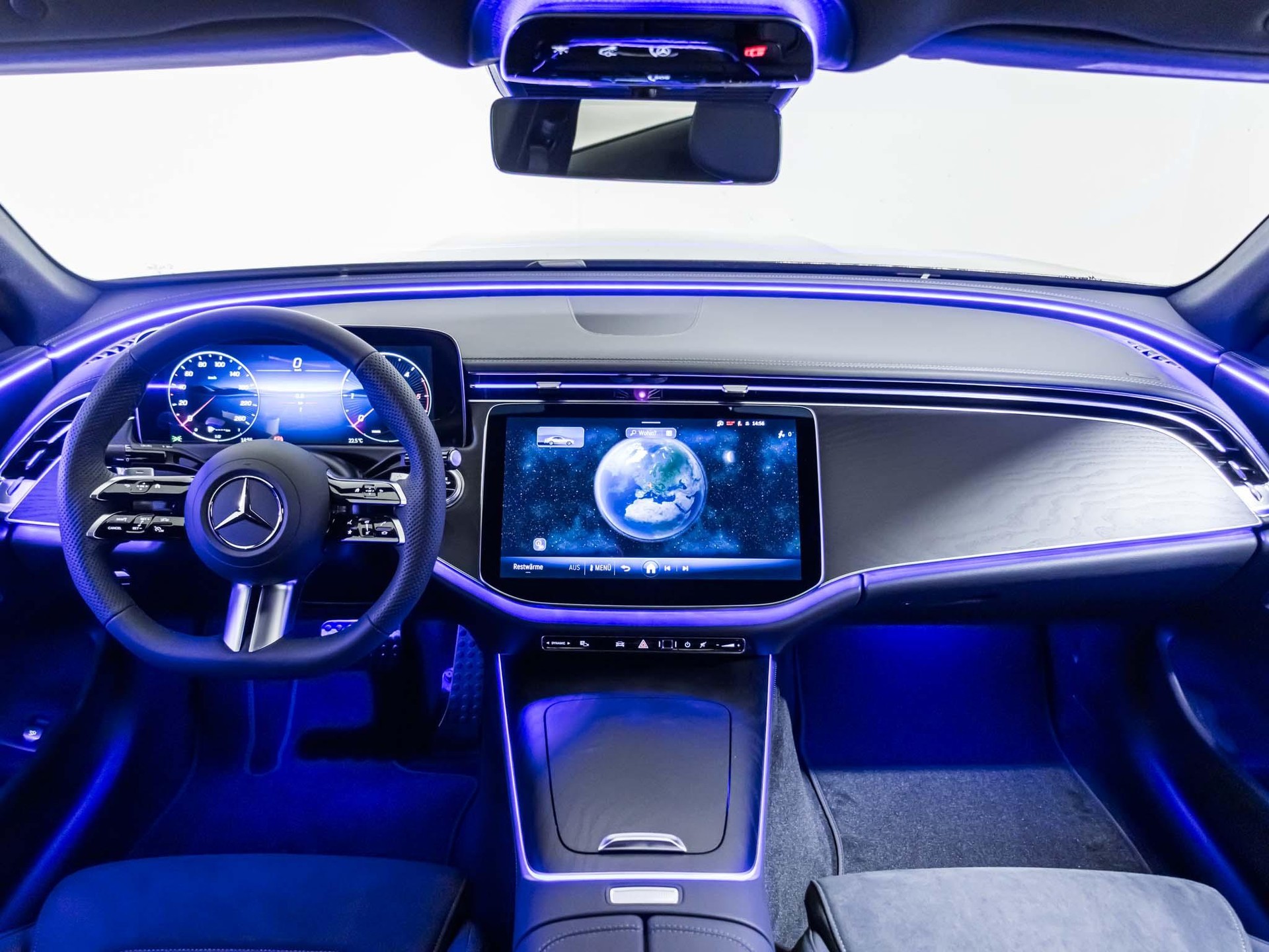 MERCEDES-BENZ E 220 d 4MATIC-image-10