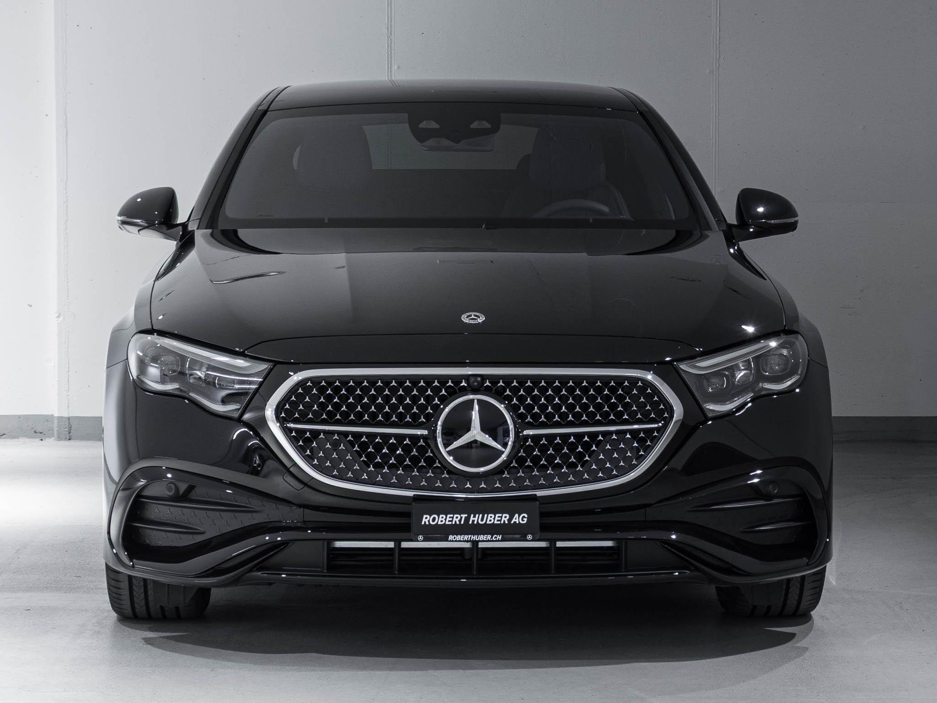 MERCEDES-BENZ E 220 d 4MATIC-image-2