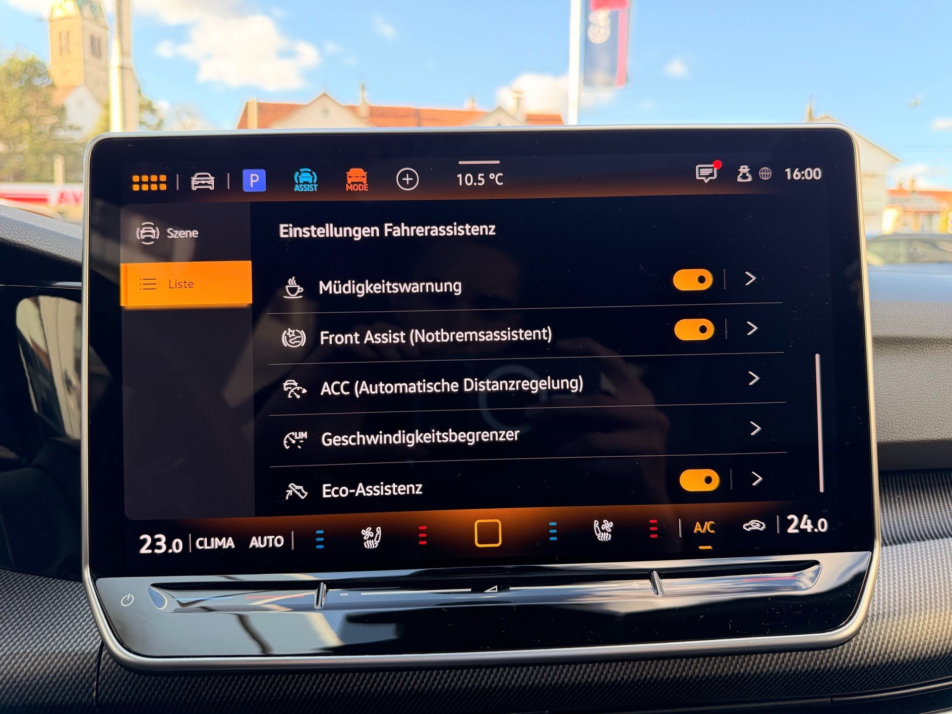 VW Golf 2.0 TSI 265PS GTI *** NEUSTES MODEL*** BLACK STYLE MIT LEDERPAKET VIENNA ***-image-17