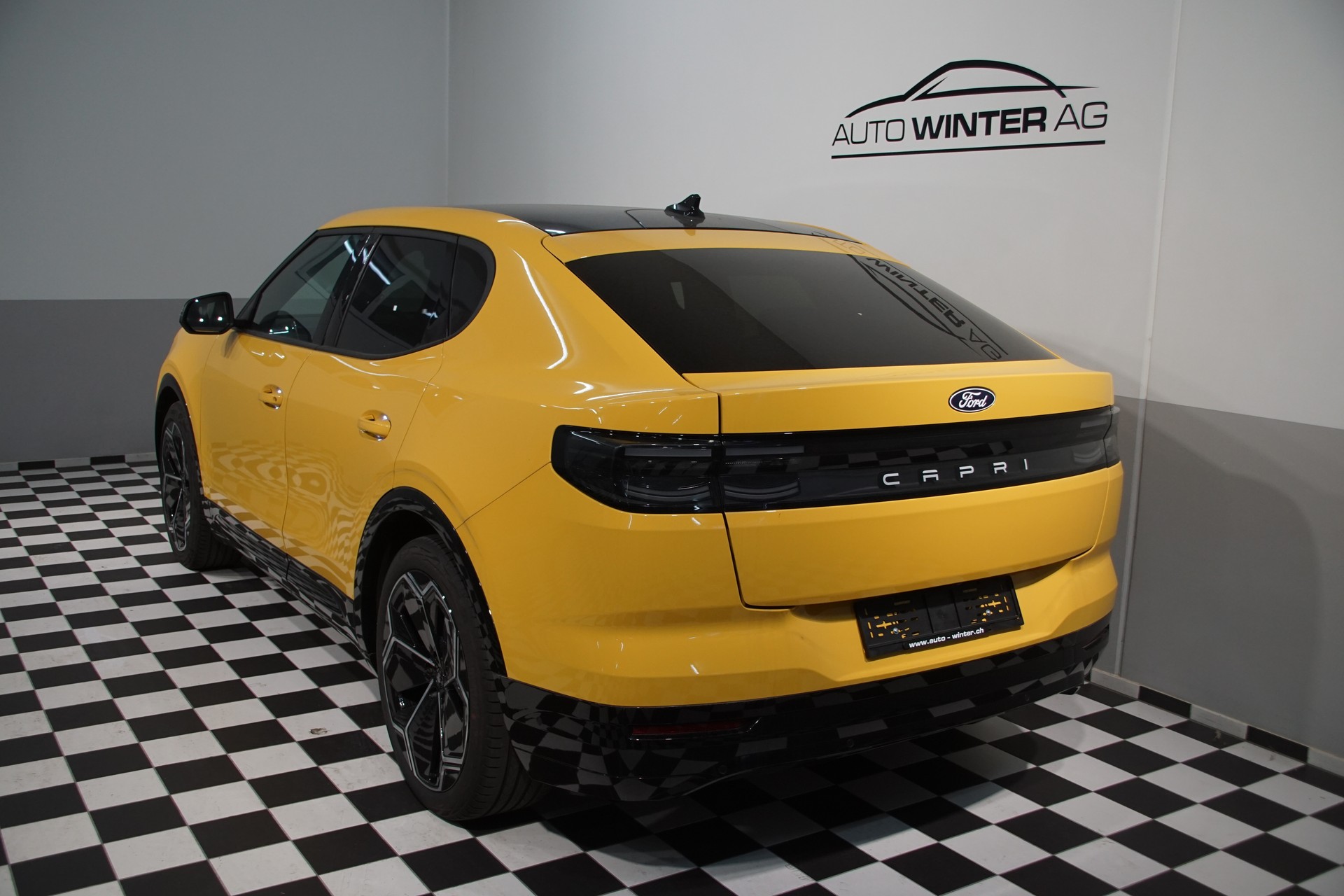 FORD Capri Elektro 79kWh Dual Extended Range +swiss+ Premium AWD-image-7