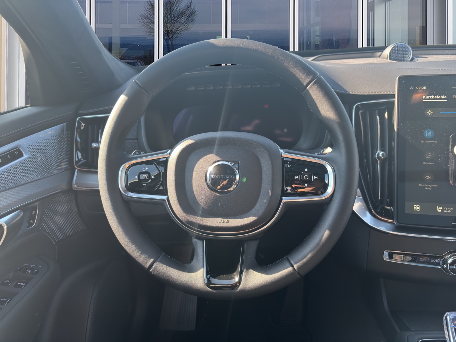 VOLVO XC90 2.0 T8 TE Black Edition eAWD-image-11