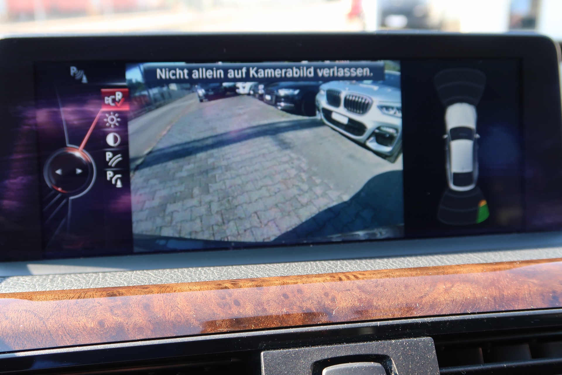 BMW 335i GT xDrive Luxury Line Steptronic-image-9