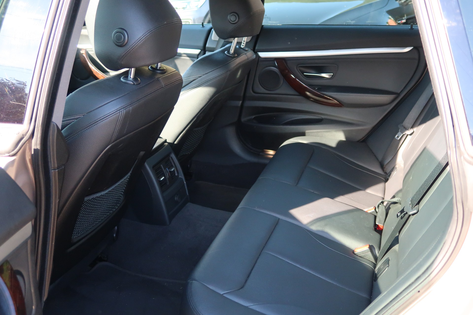 BMW 335i GT xDrive Luxury Line Steptronic-image-6
