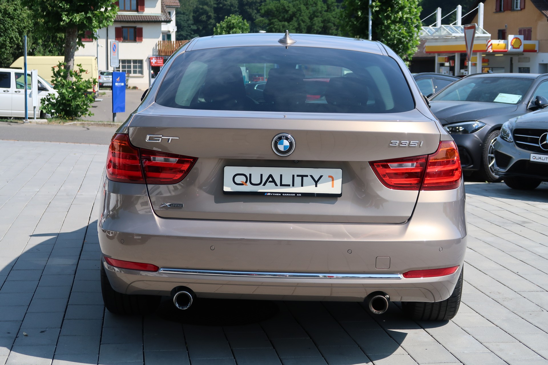 BMW 335i GT xDrive Luxury Line Steptronic-image-5