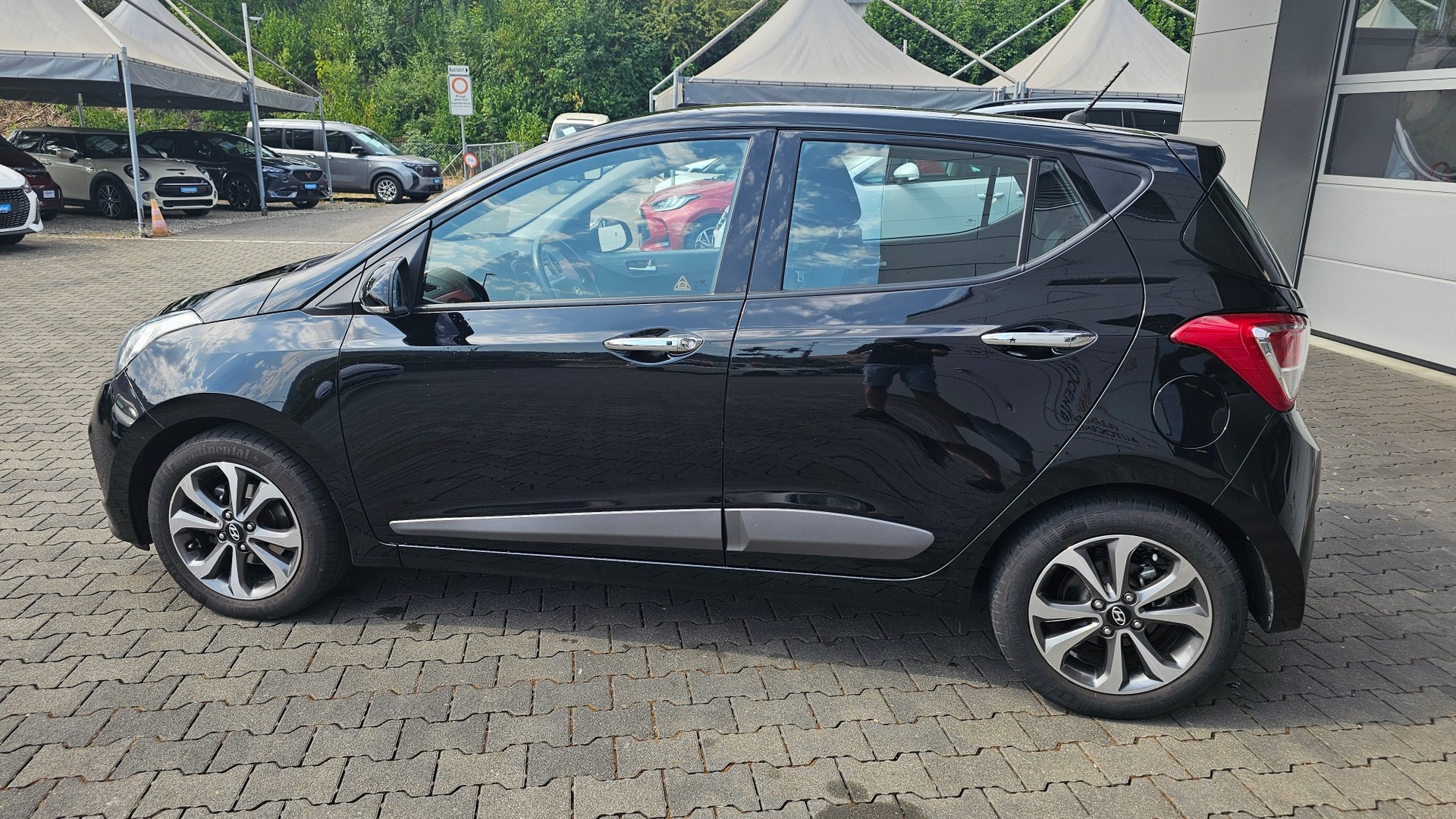 HYUNDAI i10 1.2 Vertex Automatic-image-12