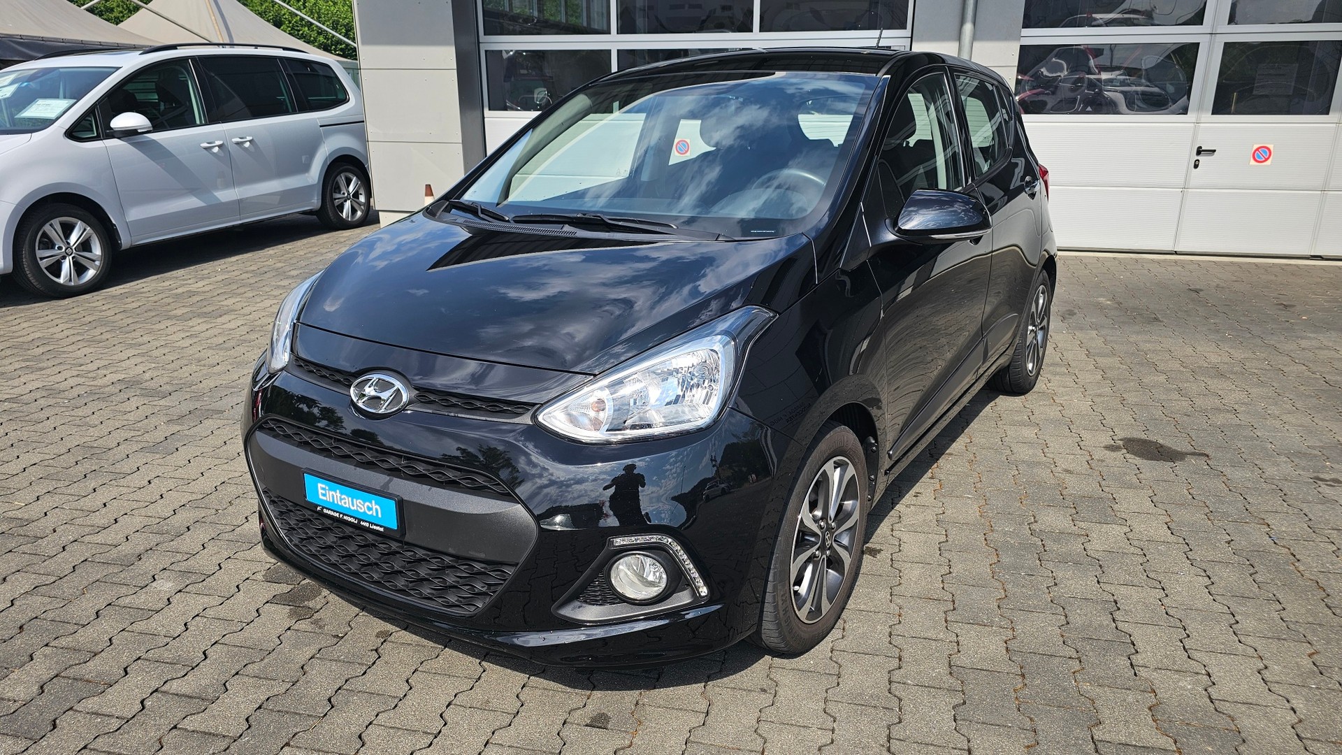 HYUNDAI i10 1.2 Vertex Automatic-image-16