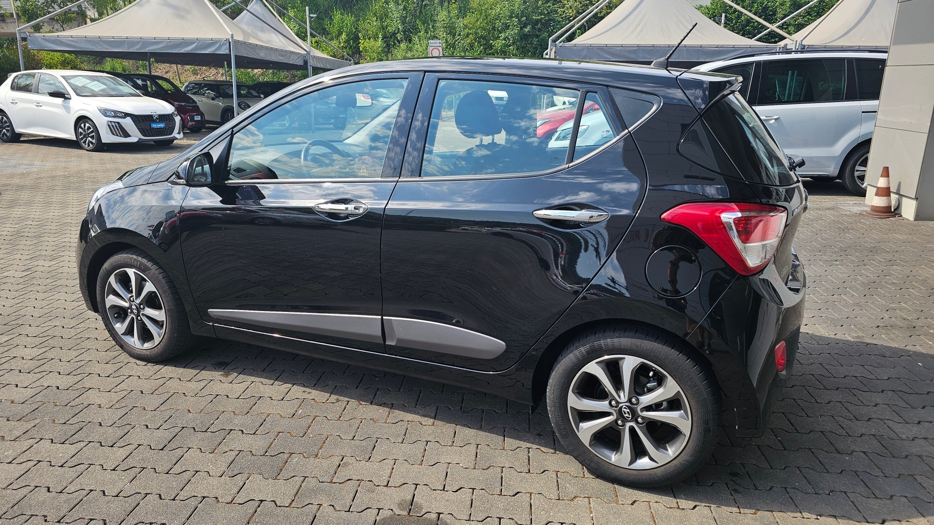 HYUNDAI i10 1.2 Vertex Automatic-image-11