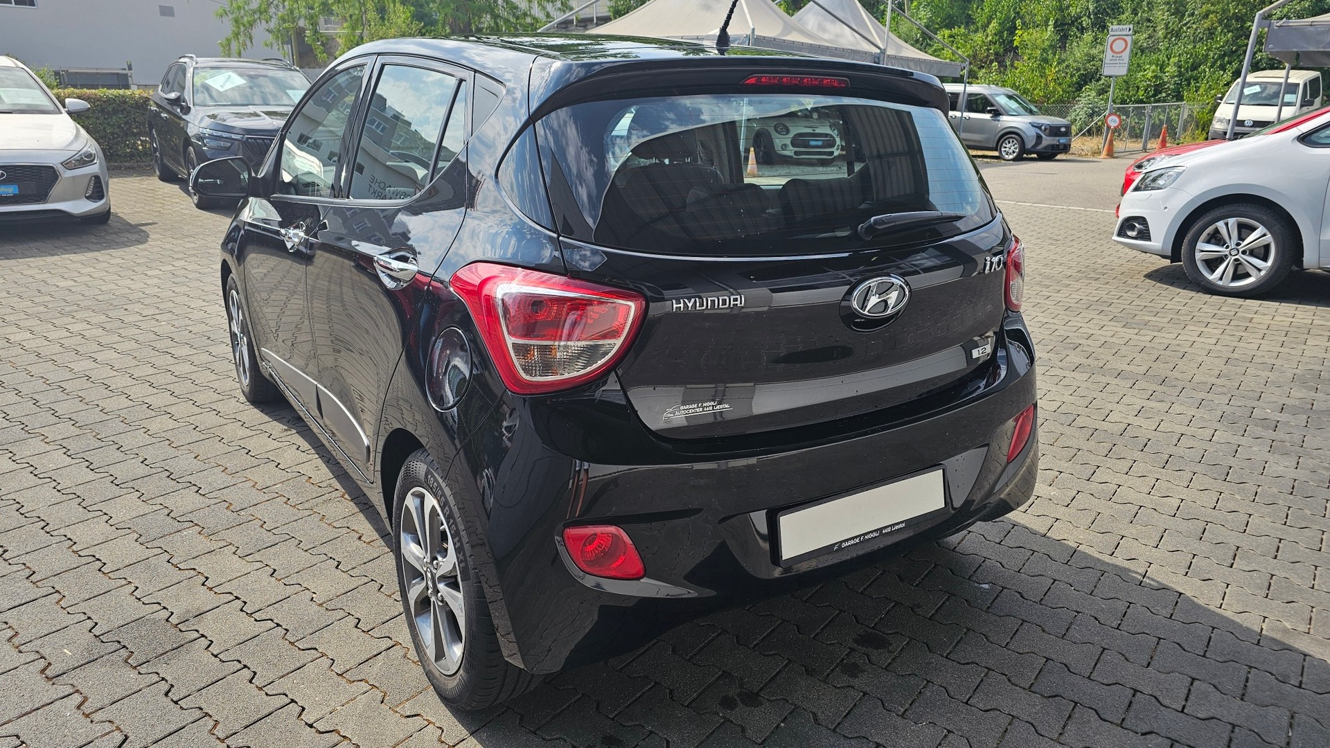HYUNDAI i10 1.2 Vertex Automatic-image-9