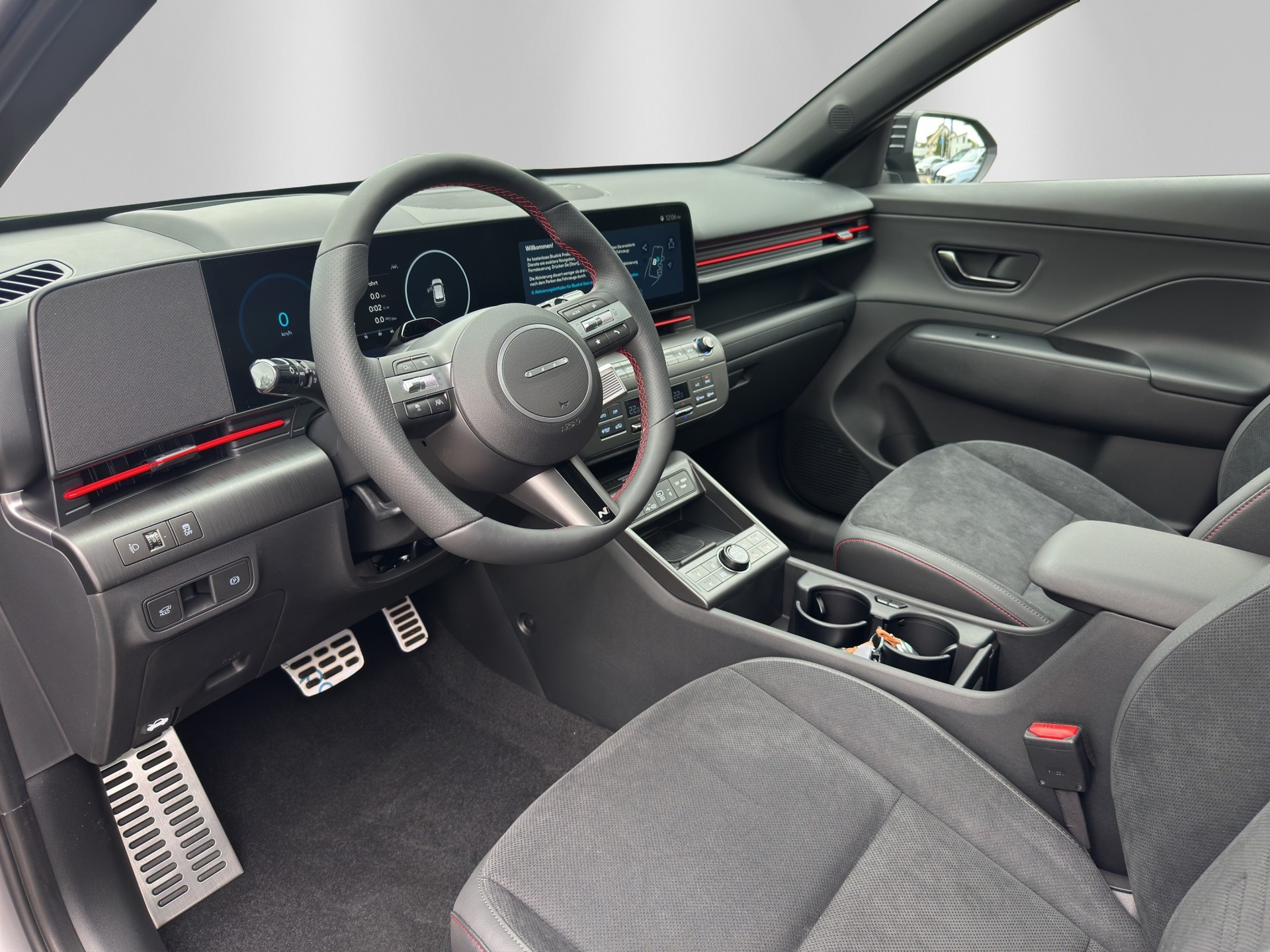 HYUNDAI Kona EV 65.4 kWh N Line-image-13